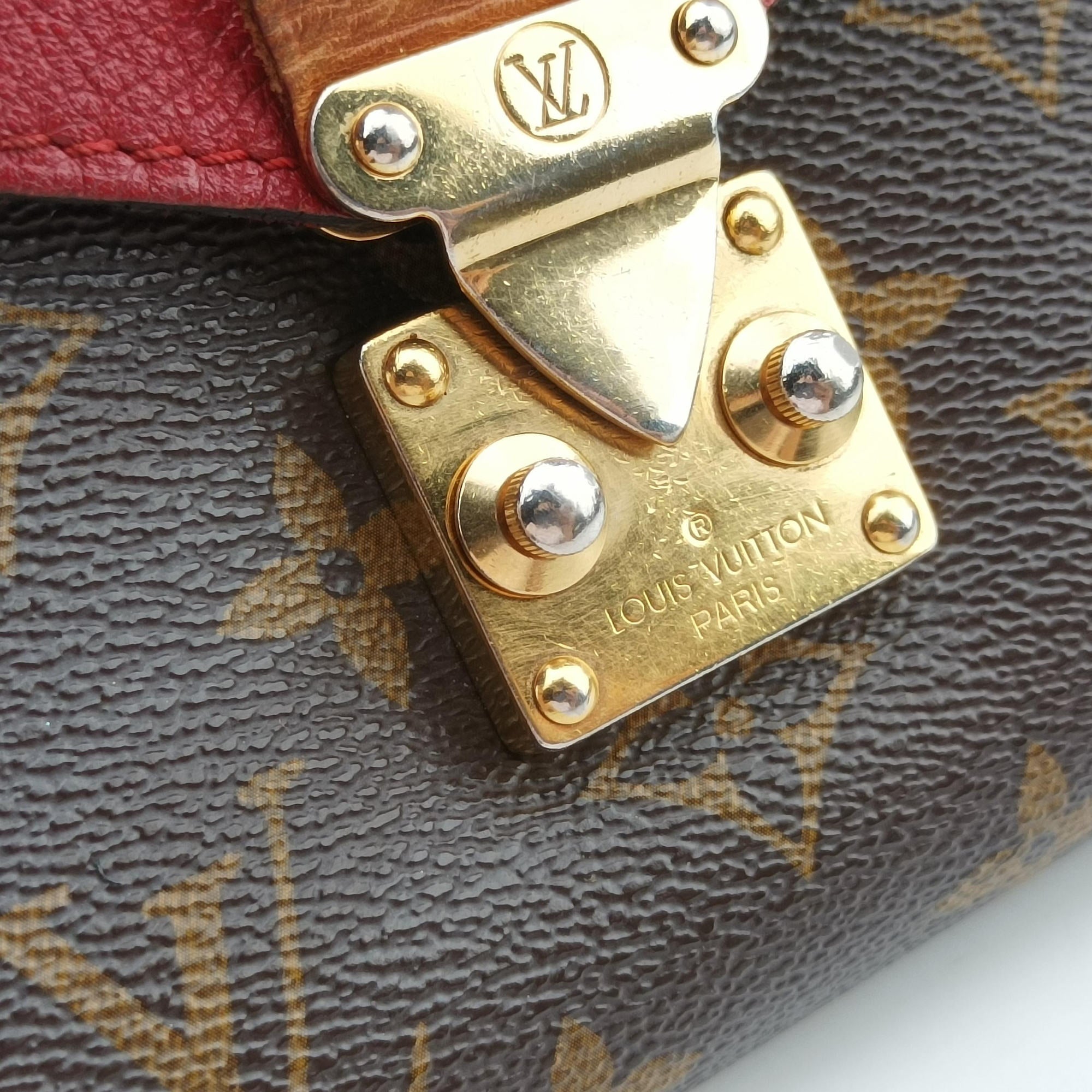 Pre-owned Louis Vuitton PALLAS Chain Brown×CERISE Monogram Canvas×calf leather M41201 shoulderbag | stylenewstar