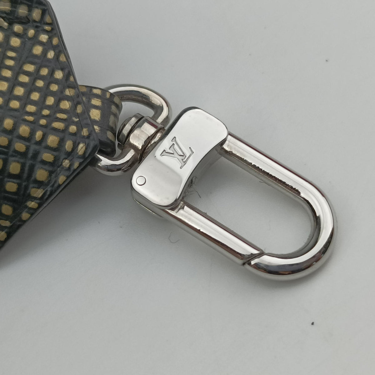 Pre-owned Louis Vuitton Cluny BB Gold Epi M54831 shoulderbag | stylenewstar
