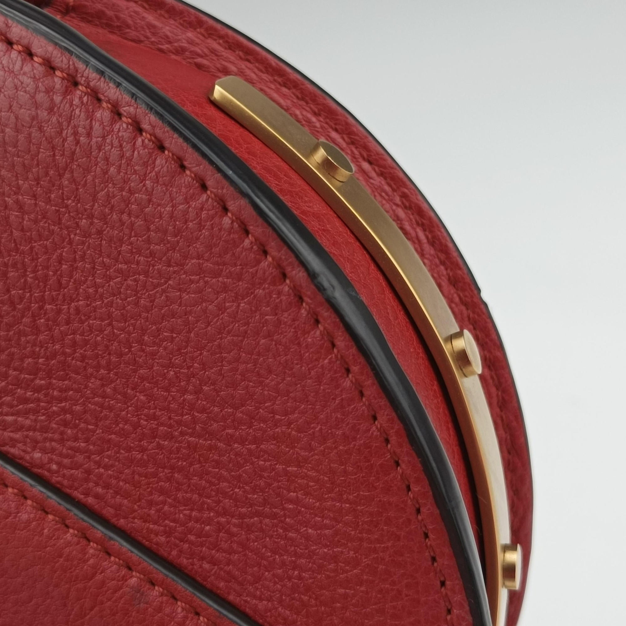 Pre-owned Chloe Nile Minaudiere Red Leather  handbag | stylenewstar