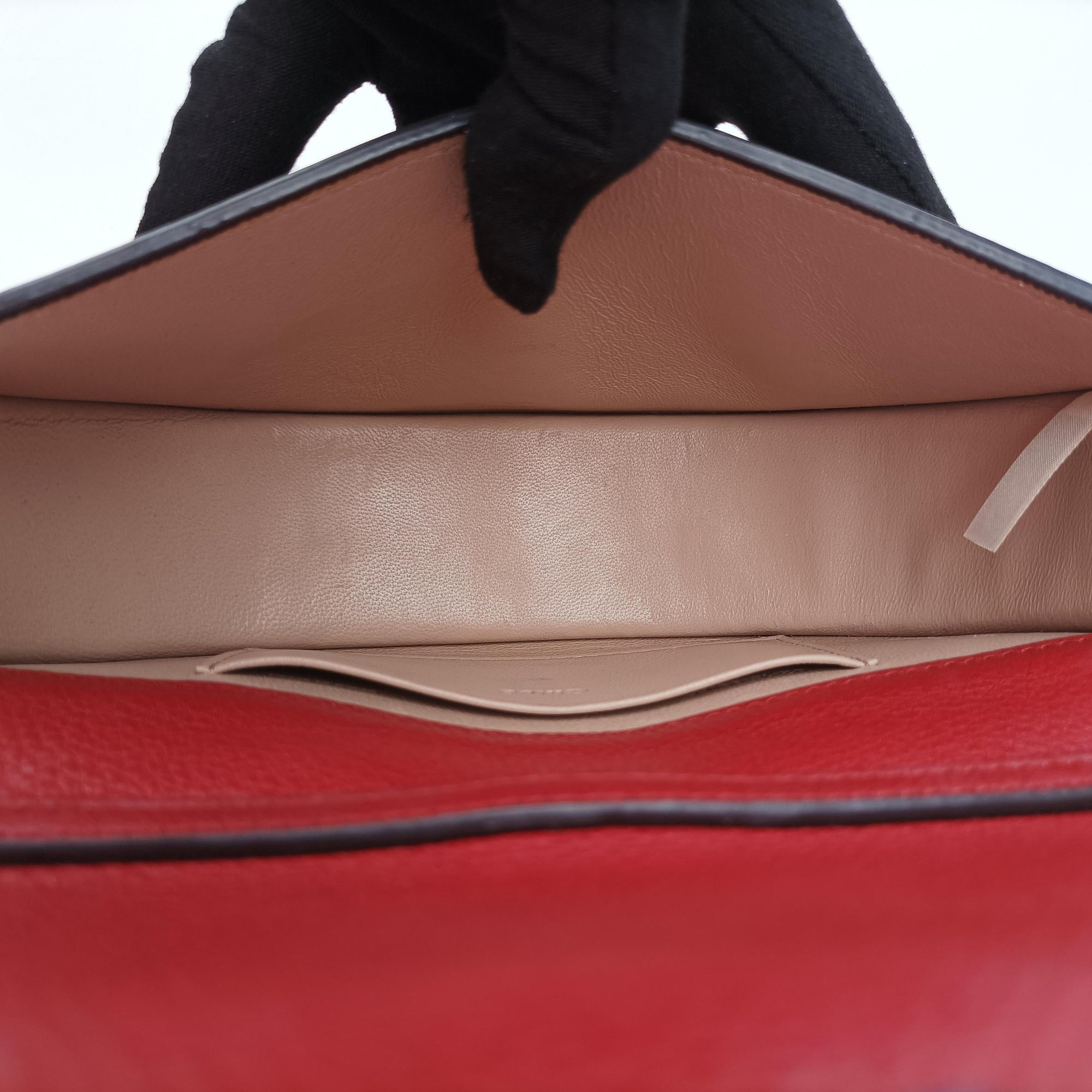 Pre-owned Chloe Nile Minaudiere Red Leather  handbag | stylenewstar