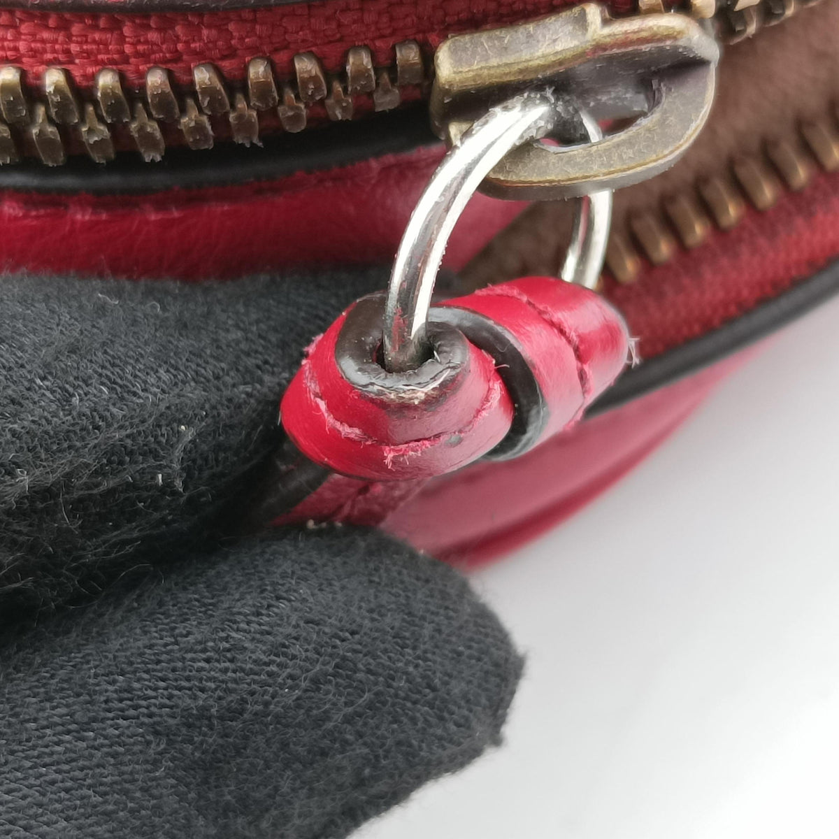 Secondhand Gucci GG Marmont Red Leather 550155 shoulderbag | stylenewstar
