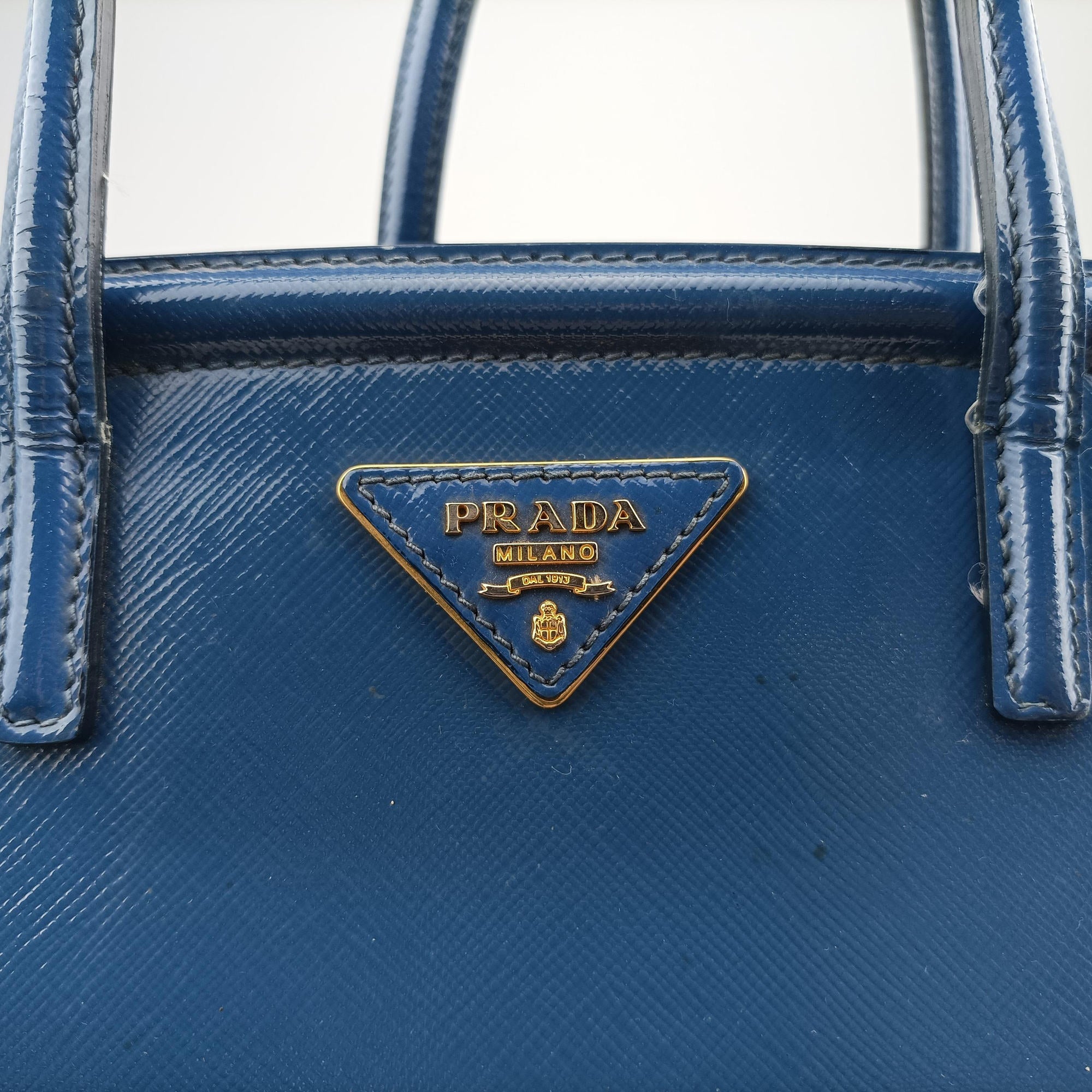 Pre-owned Prada Parabole Tote Blue Patent BN2411 handbag | stylenewstar