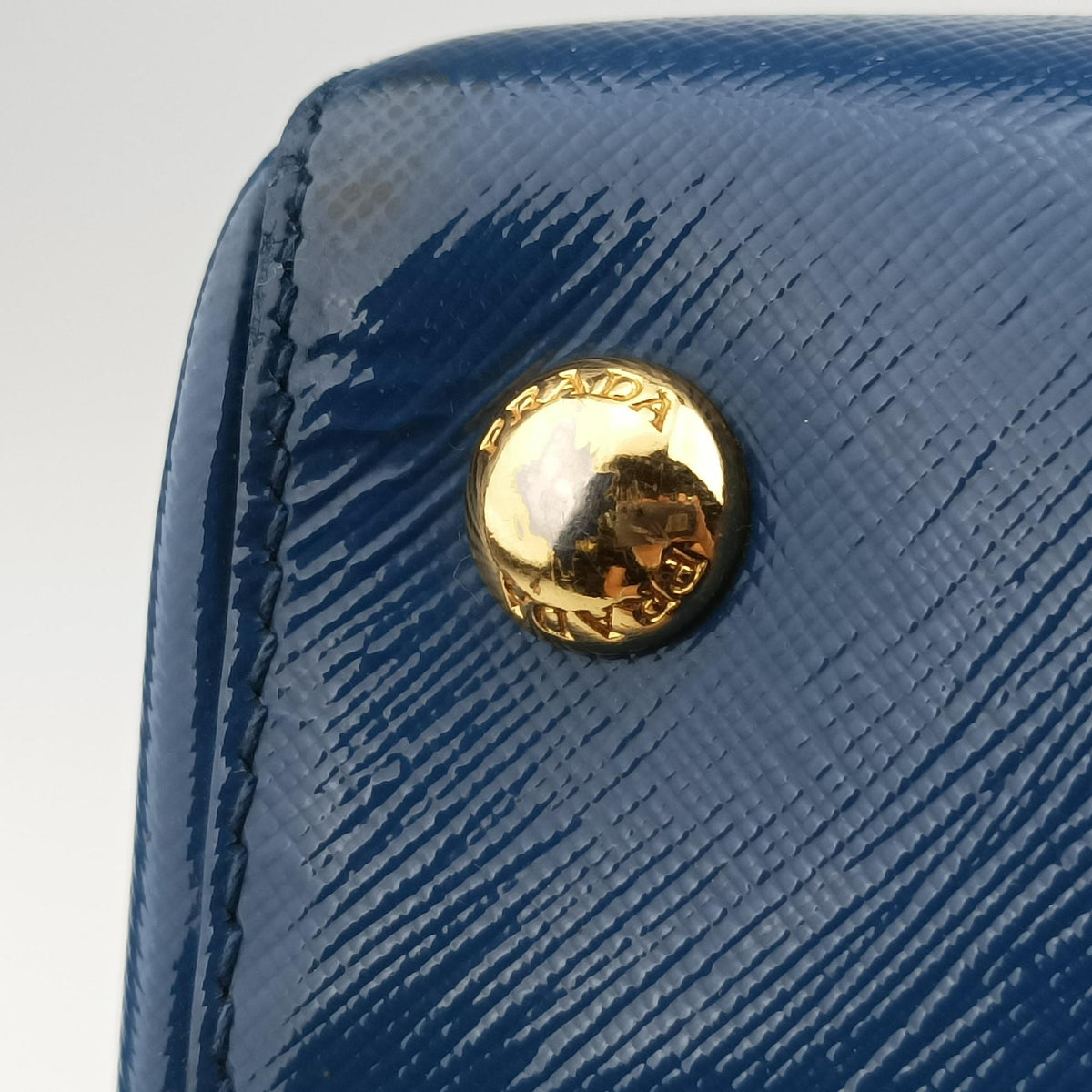 Pre-owned Prada Parabole Tote Blue Patent BN2411 handbag | stylenewstar