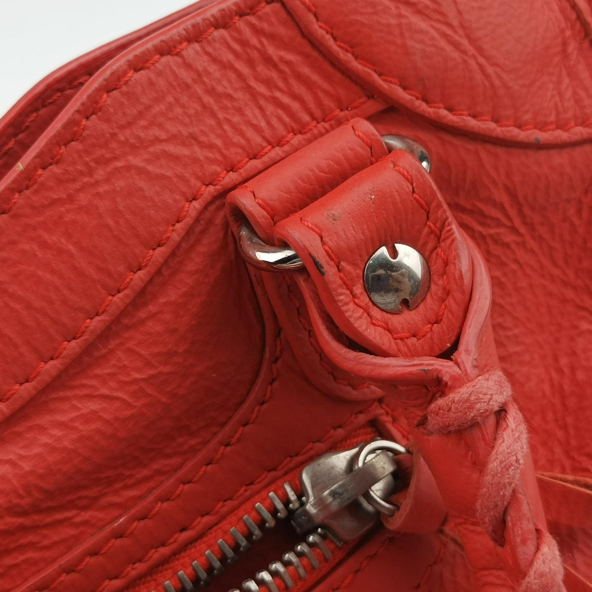 Pre-owned Balenciaga Electric Perforated Motorcycle City Orangered lambskin  shoulderbag | stylenewstar