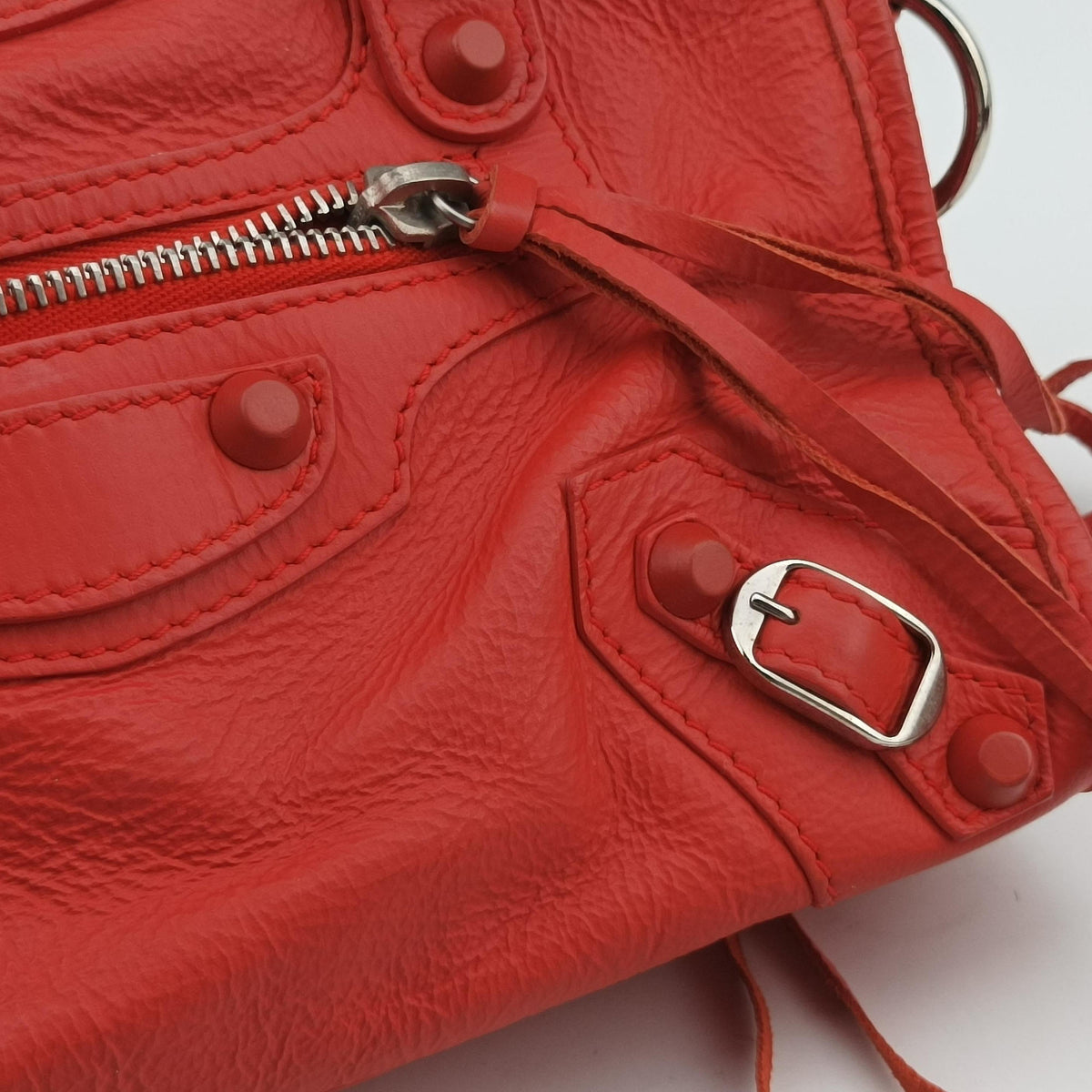 Pre-owned Balenciaga Electric Perforated Motorcycle City Orangered lambskin  shoulderbag | stylenewstar