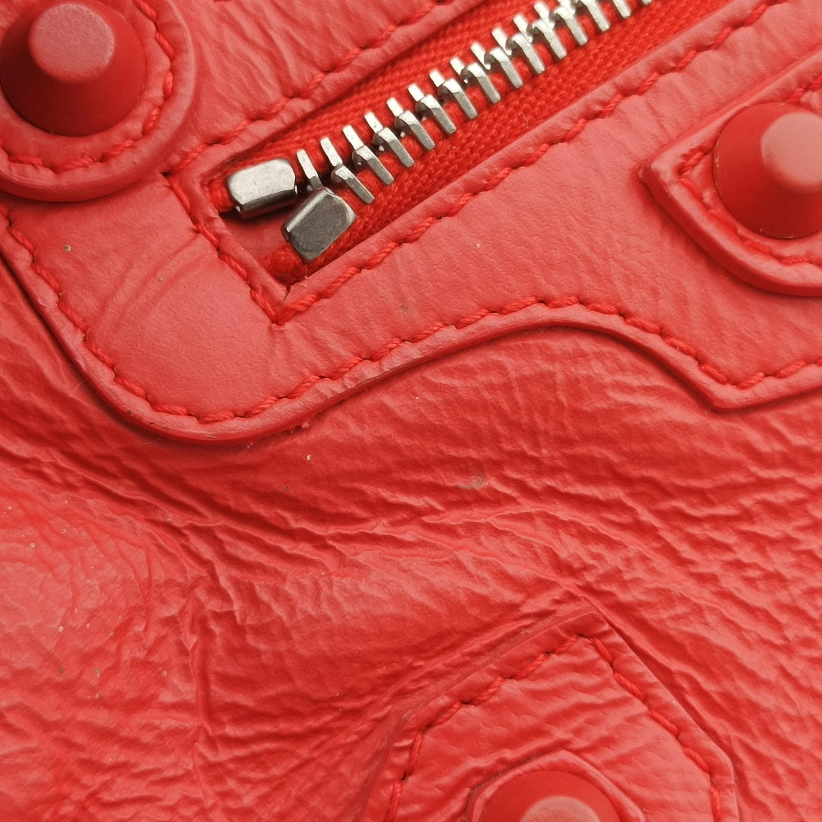 Pre-owned Balenciaga Electric Perforated Motorcycle City Orangered lambskin  shoulderbag | stylenewstar
