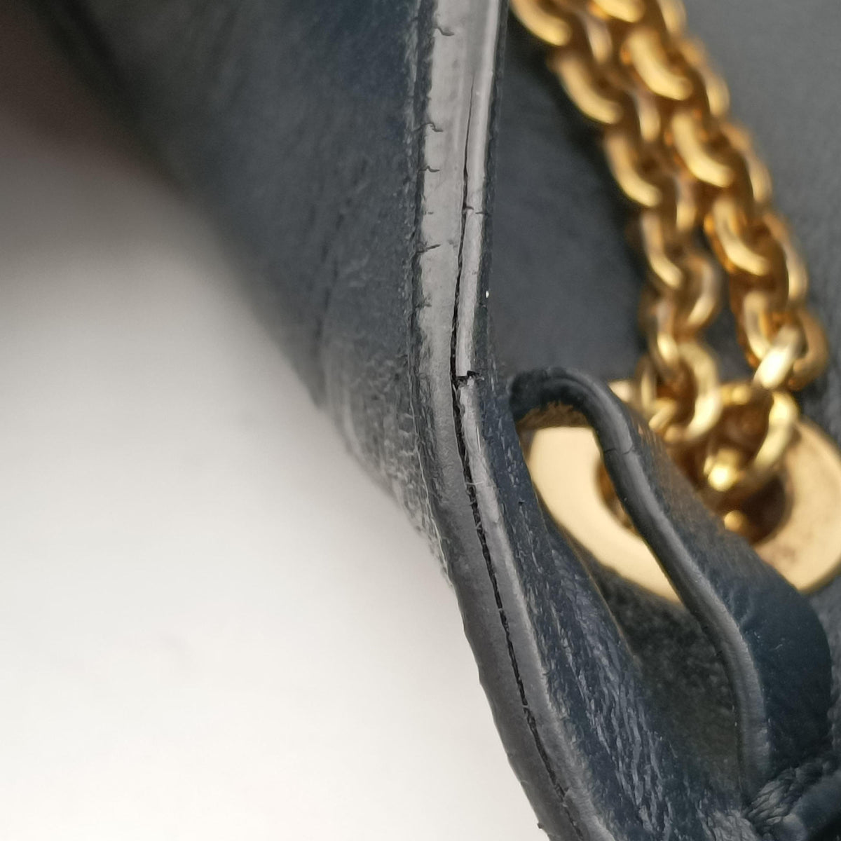 Pre-owned Valentino Studded Chain Flap Black Leather  shoulderbag | stylenewstar