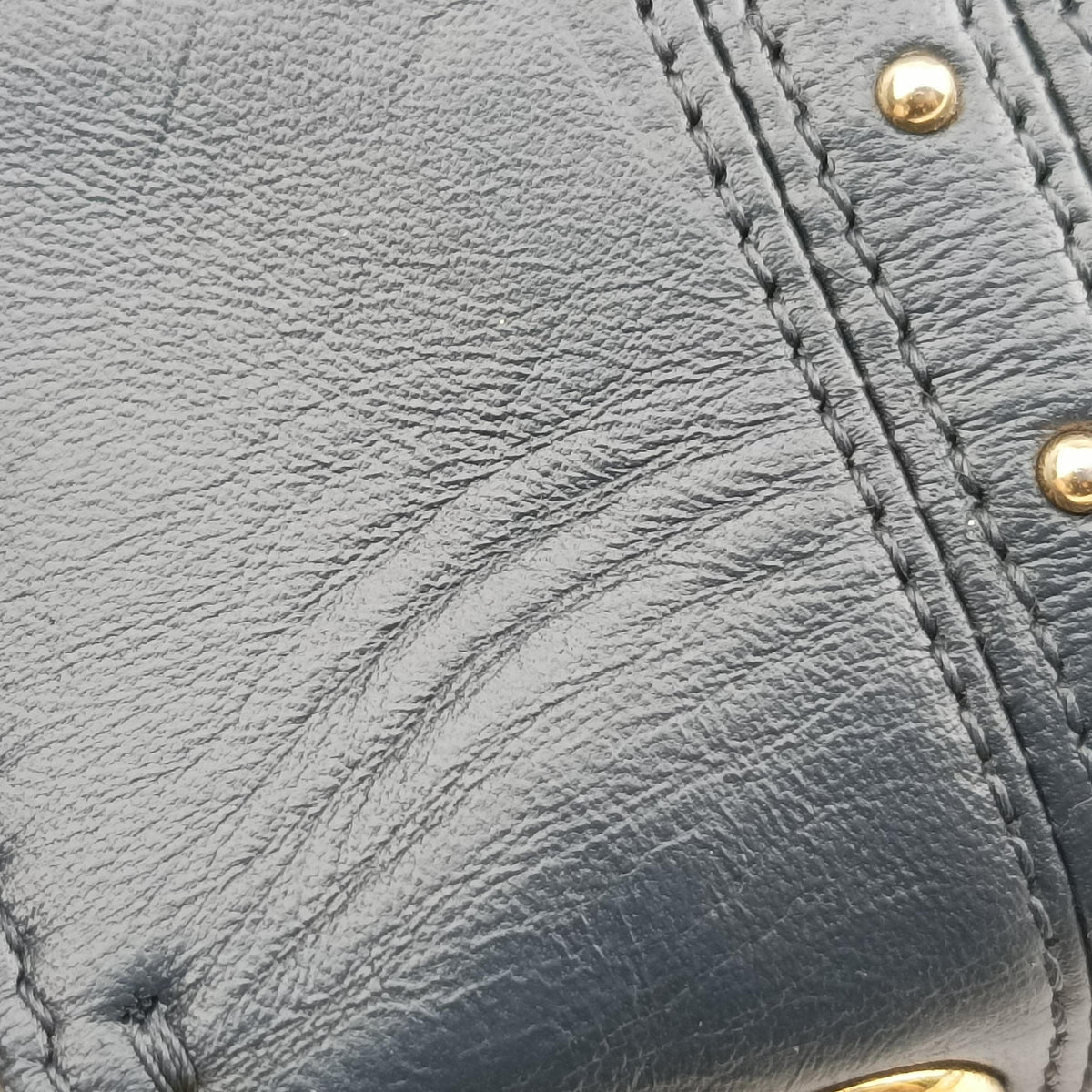 Pre-owned Valentino Studded Chain Flap Black Leather  shoulderbag | stylenewstar