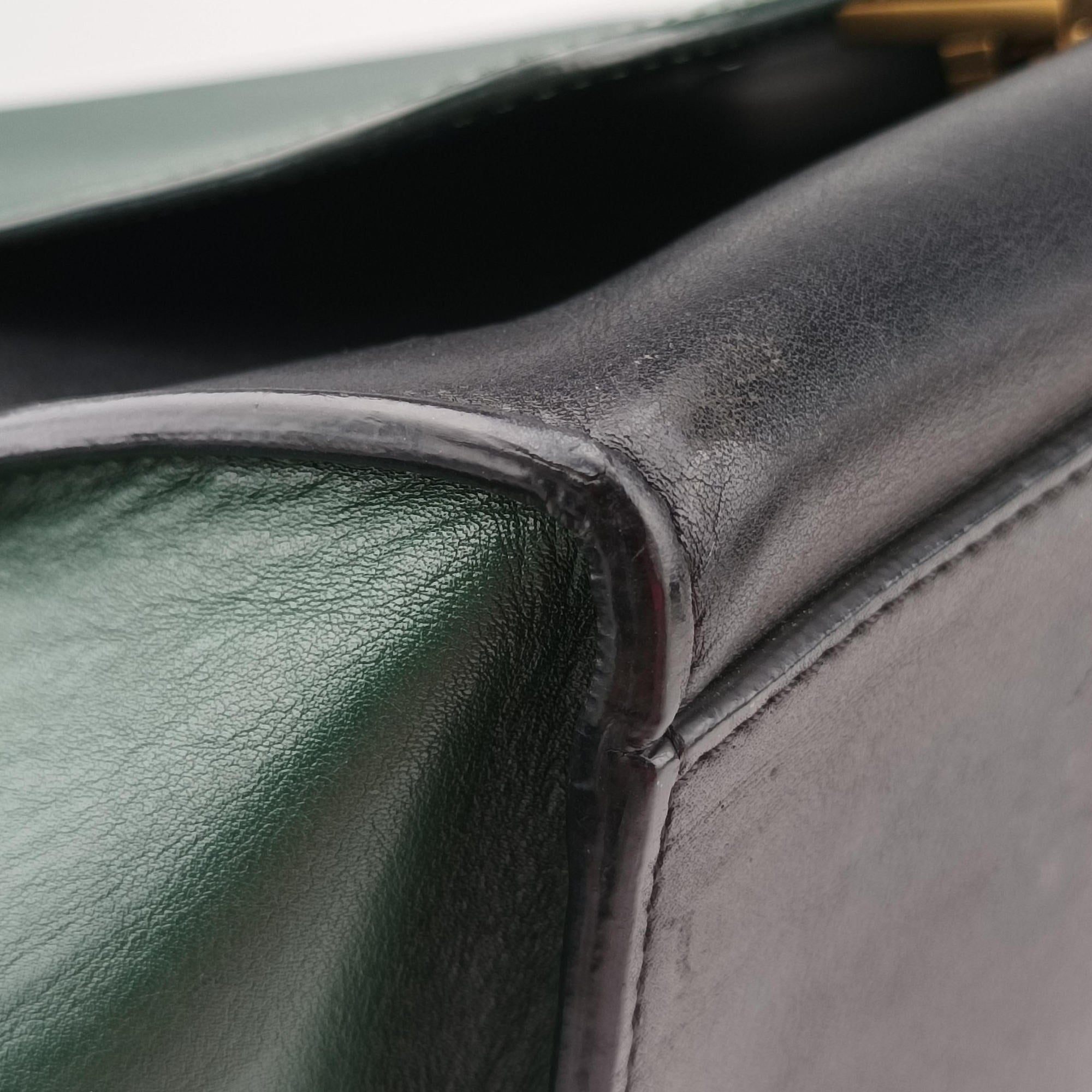 Pre-owned Celine Trapeze Green×Black Leather  shoulderbag | stylenewstar