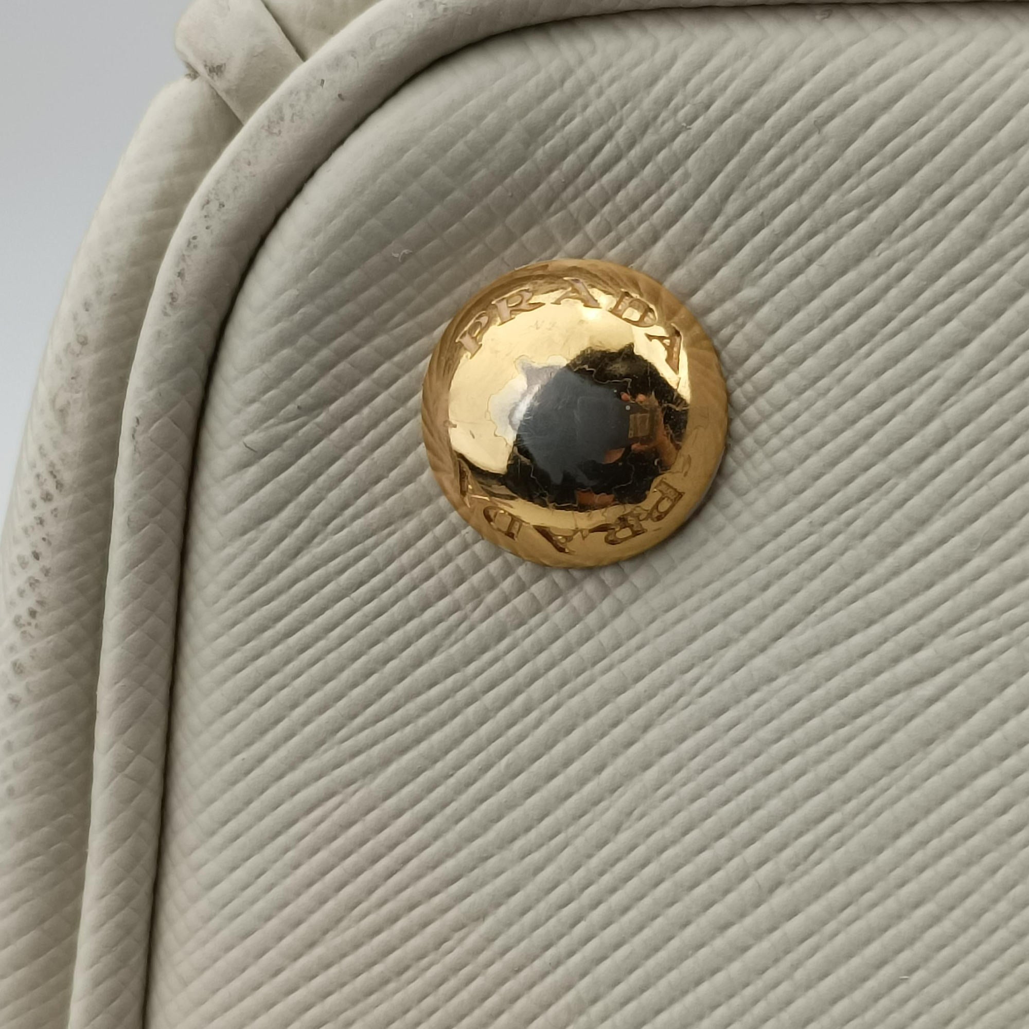 Vintage Prada Parabole Tote White SAFFIANO Leather  handbag | stylenewstar