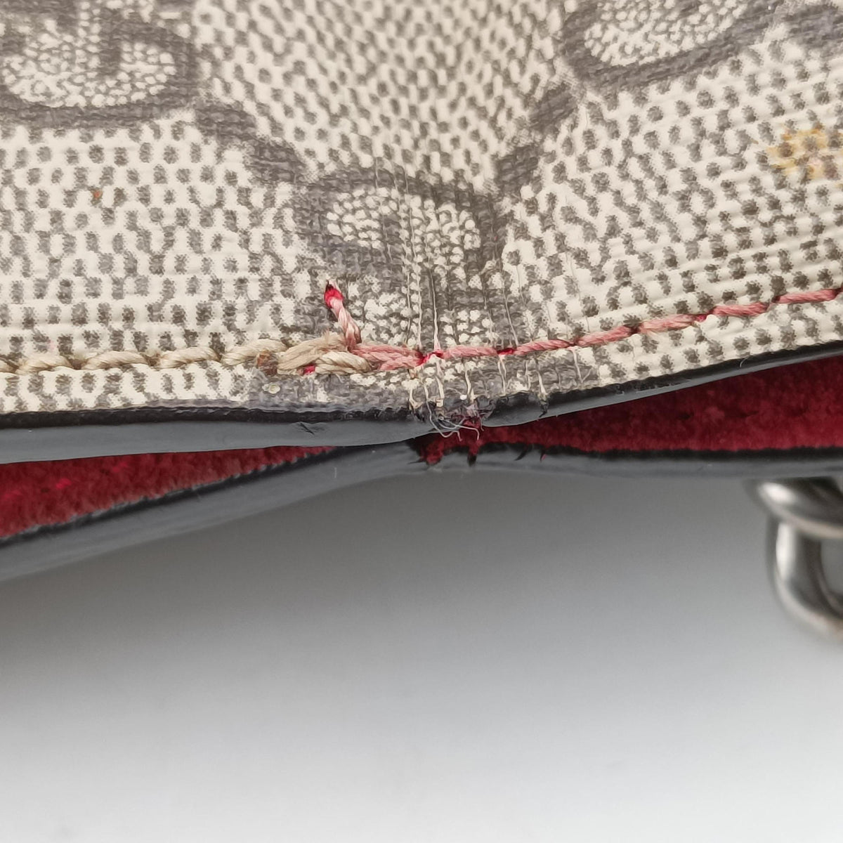 Vintage Gucci Dionysus beige×red PVC coated canvas × suede 421970 shoulderbag | stylenewstar