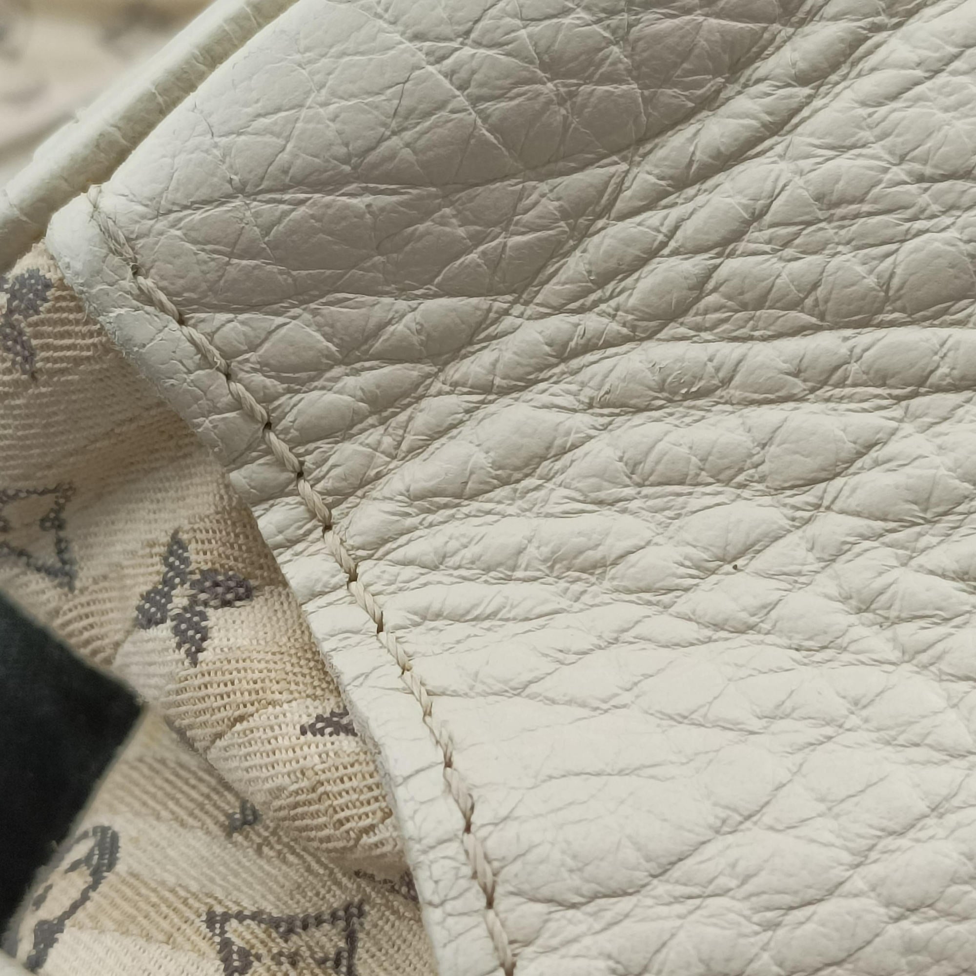 Pre-owned Louis Vuitton Marina GM Blanc Monogram Mini Lin Croisette M95492 shoulderbag | stylenewstar