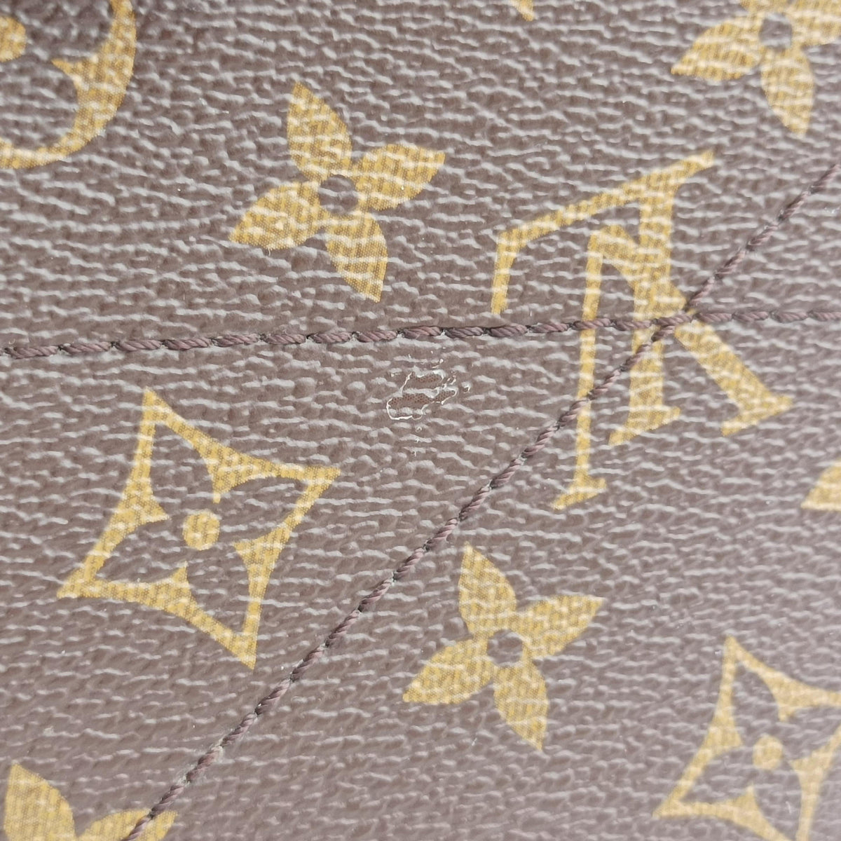 Secondhand Louis Vuitton MONTAIGNE MM Brown Monogram Canvas M41056 shoulderbag | stylenewstar