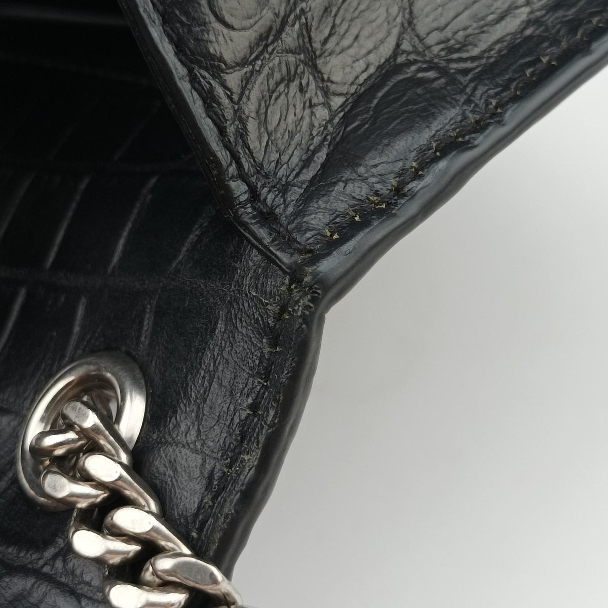 Pre-owned Yves Saint Laurent KATE Black Leather 474366 shoulderbag | stylenewstar