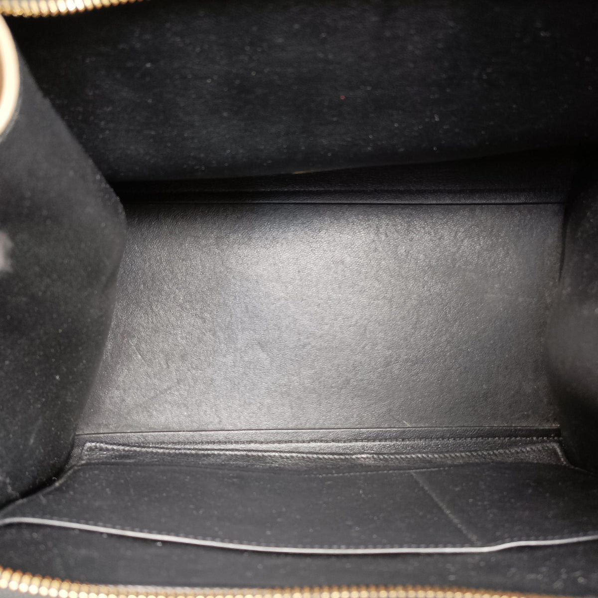 Pre-owned Celine Trapèze Beige×blue×black Leather  shoulderbag | stylenewstar