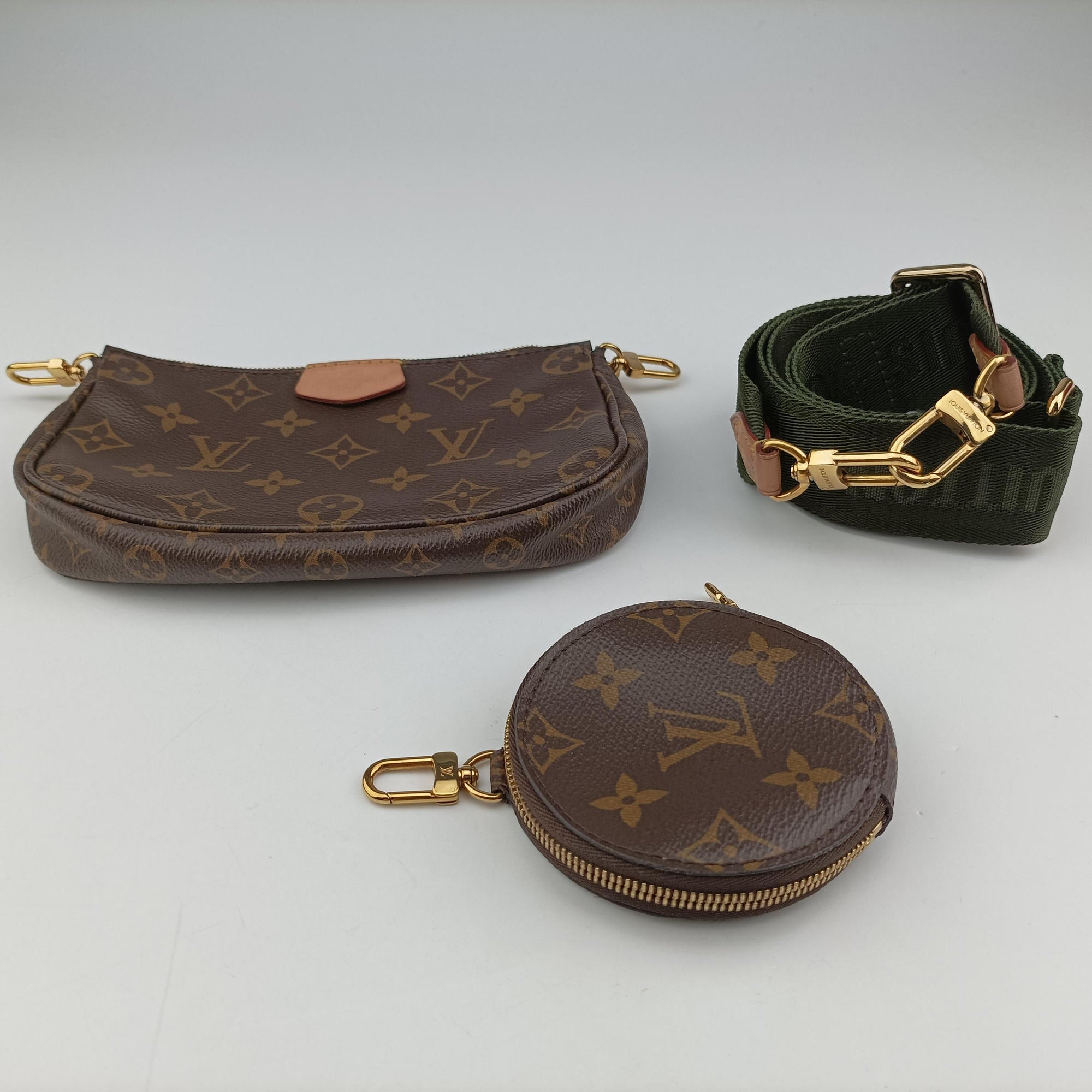 Secondhand Louis Vuitton MULTI POCHETTE ACCESSOIRES MARRON×Khaki Monogram Canvas M44840 shoulderbag | stylenewstar