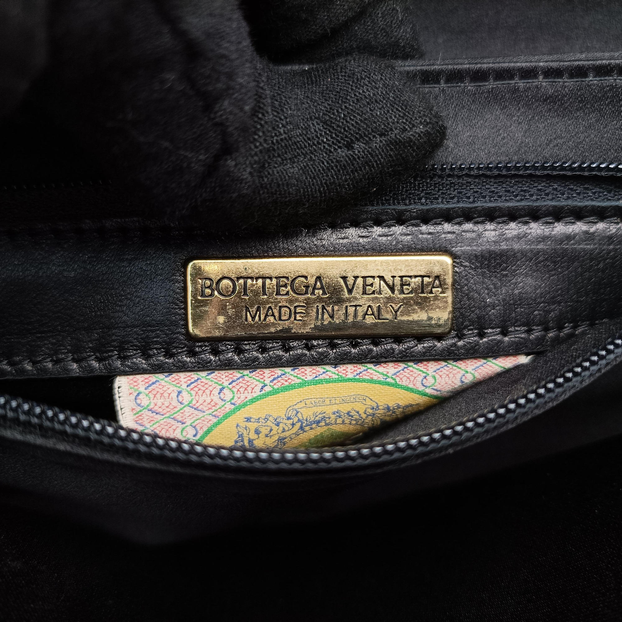 Pre-owned Bottega Veneta Intrecciato Satin Knot Flap Black Satin  shoulderbag | stylenewstar