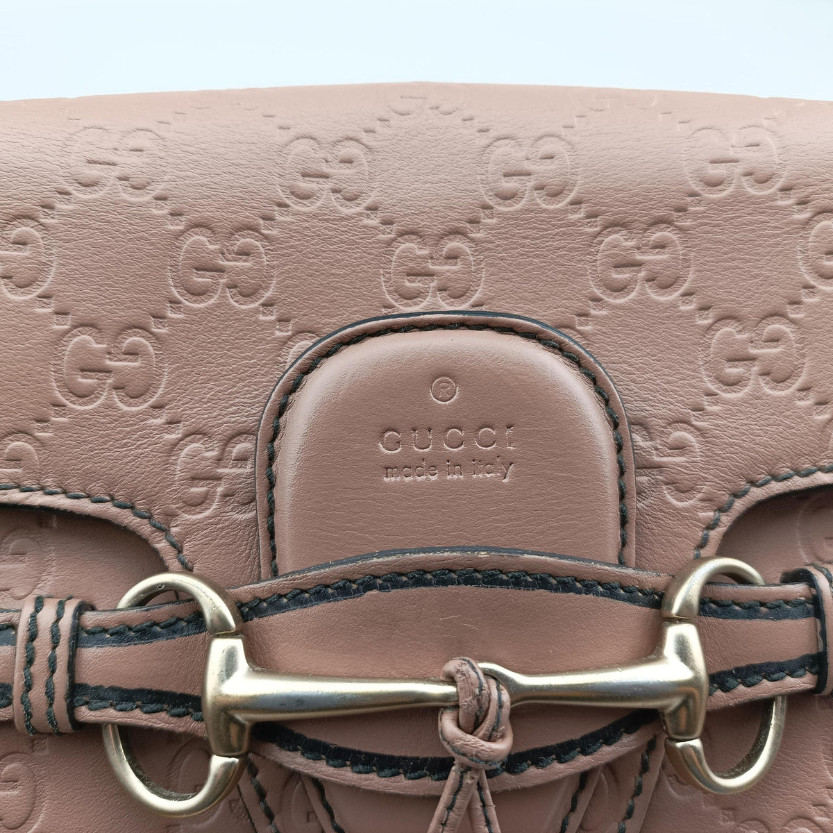 Pre-owned Gucci Emily Beige Leather 295402 shoulderbag | stylenewstar