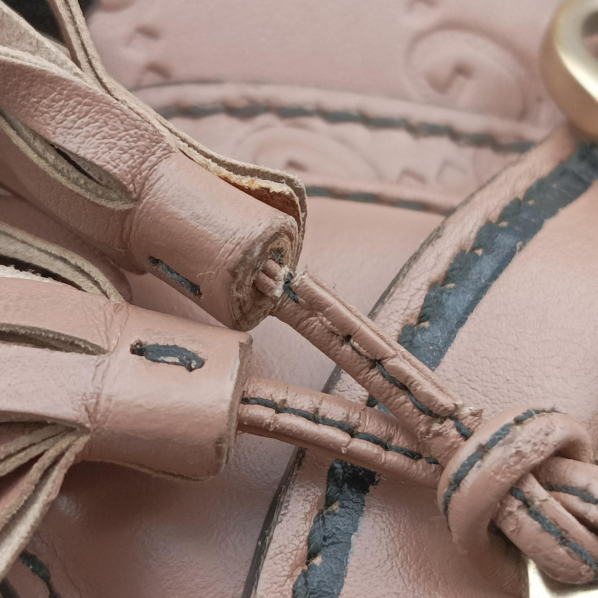 Pre-owned Gucci Emily Beige Leather 295402 shoulderbag | stylenewstar