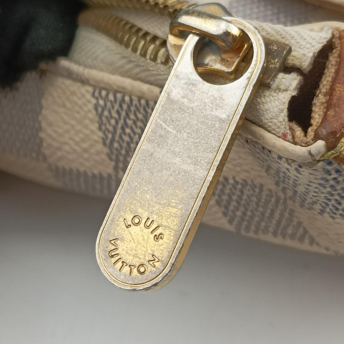 Pre-owned Louis Vuitton TOTALLY MM Azur Damier Canvas N51262 handbag | stylenewstar