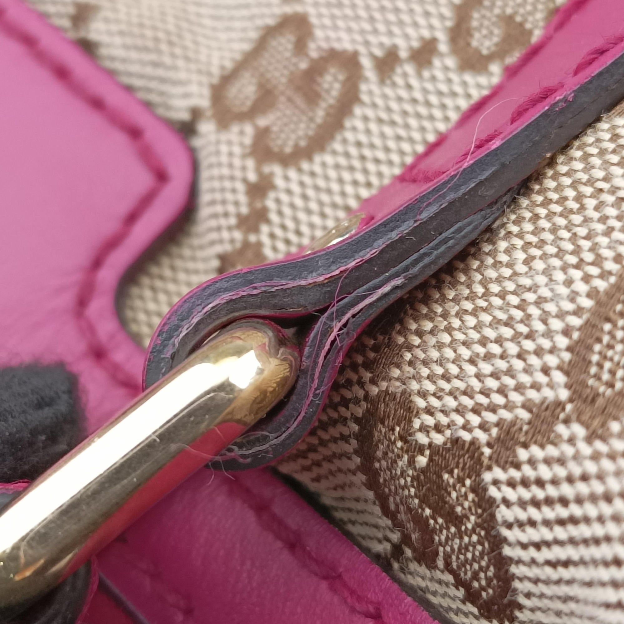 Pre-owned Gucci Sherry Line beige×rose Canvas×Leather 247205 shoulderbag | stylenewstar