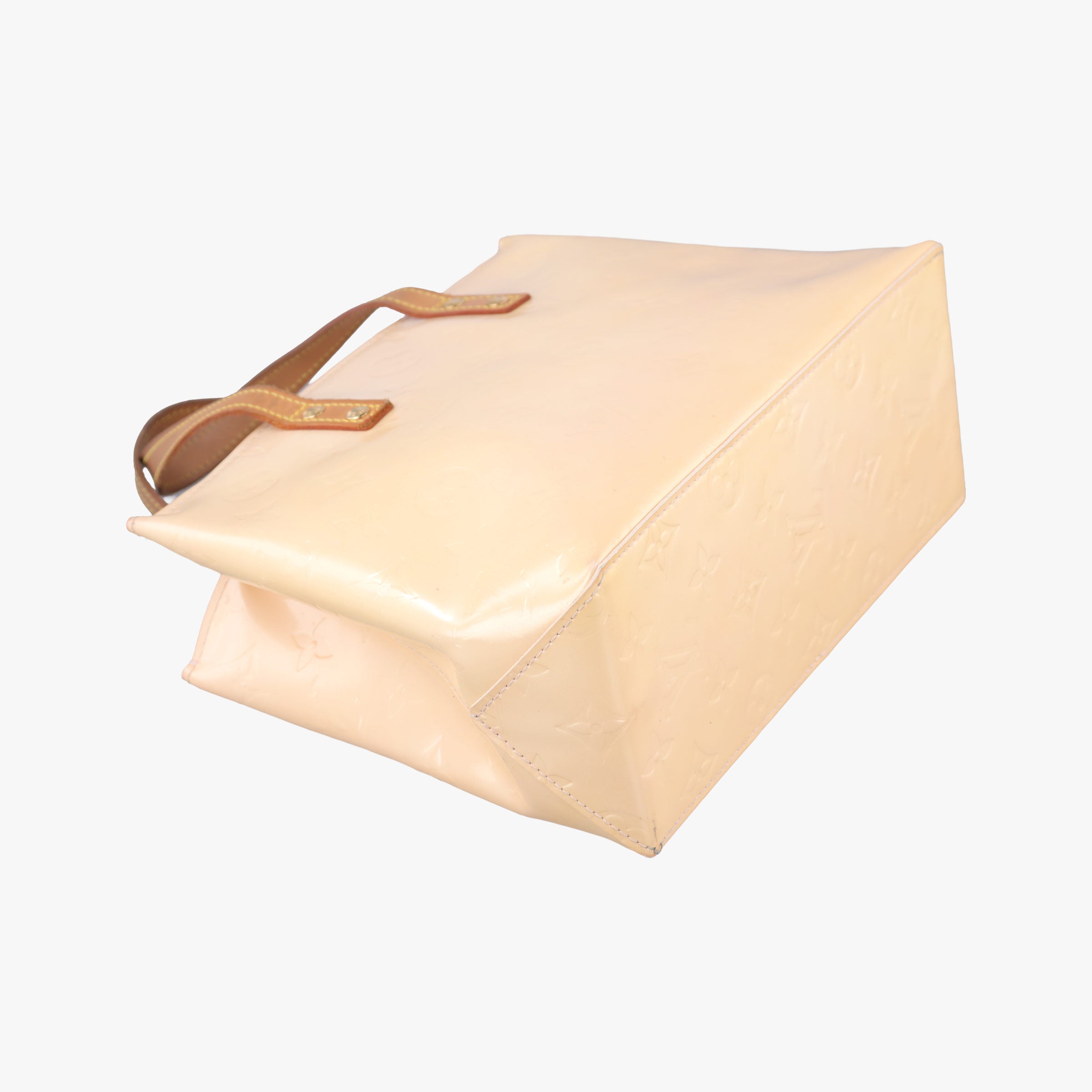 Pre-owned Louis Vuitton Reade PM Beige Vernis M91144 handbag | stylenewstar