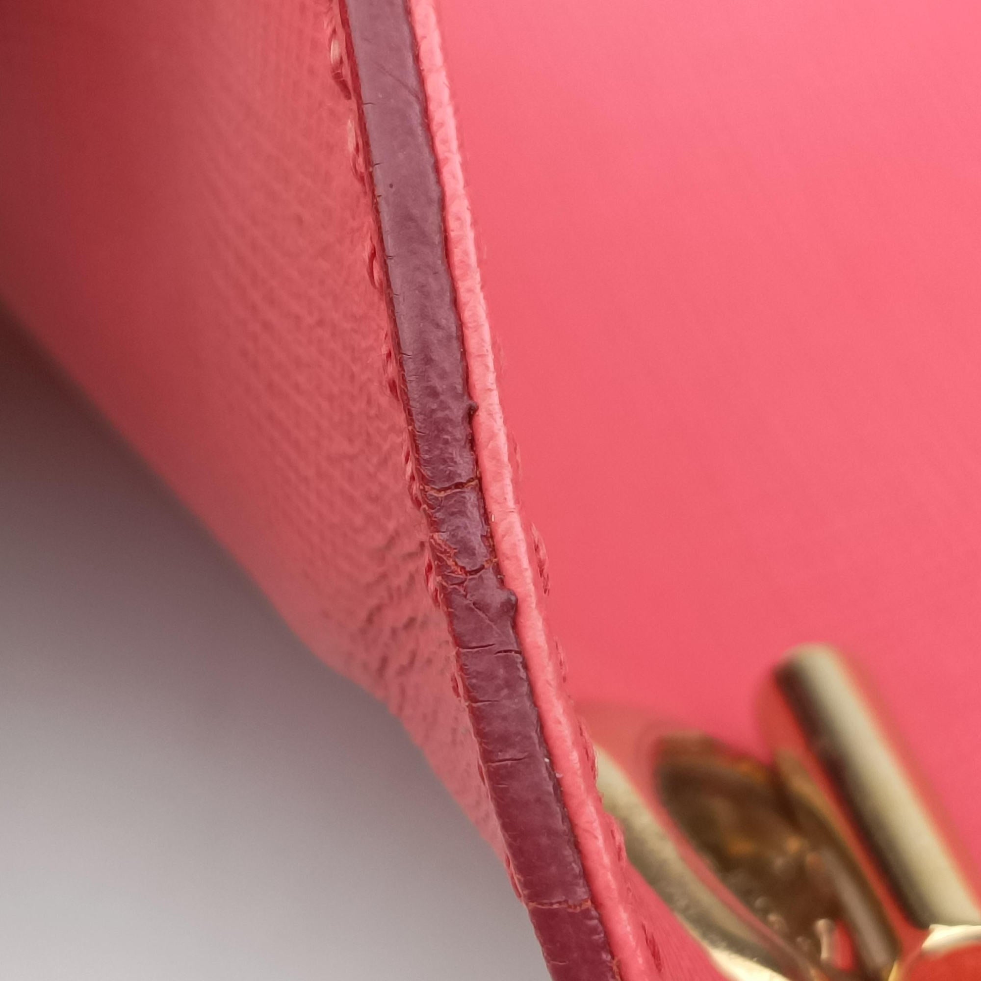 Pre-owned Ferragamo Gancini Pink Leather  shoulderbag | stylenewstar
