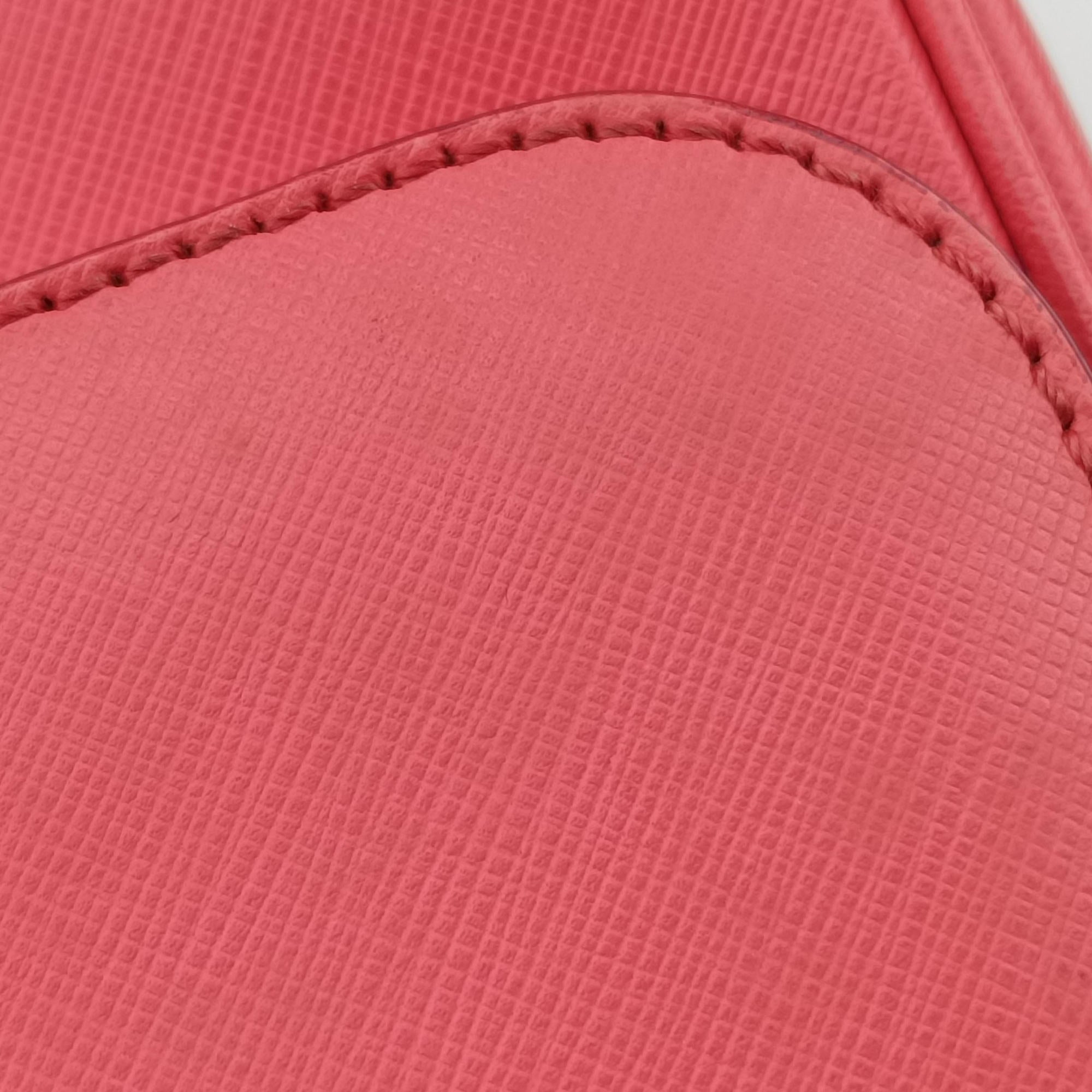 Pre-owned Ferragamo Gancini Pink Leather  shoulderbag | stylenewstar