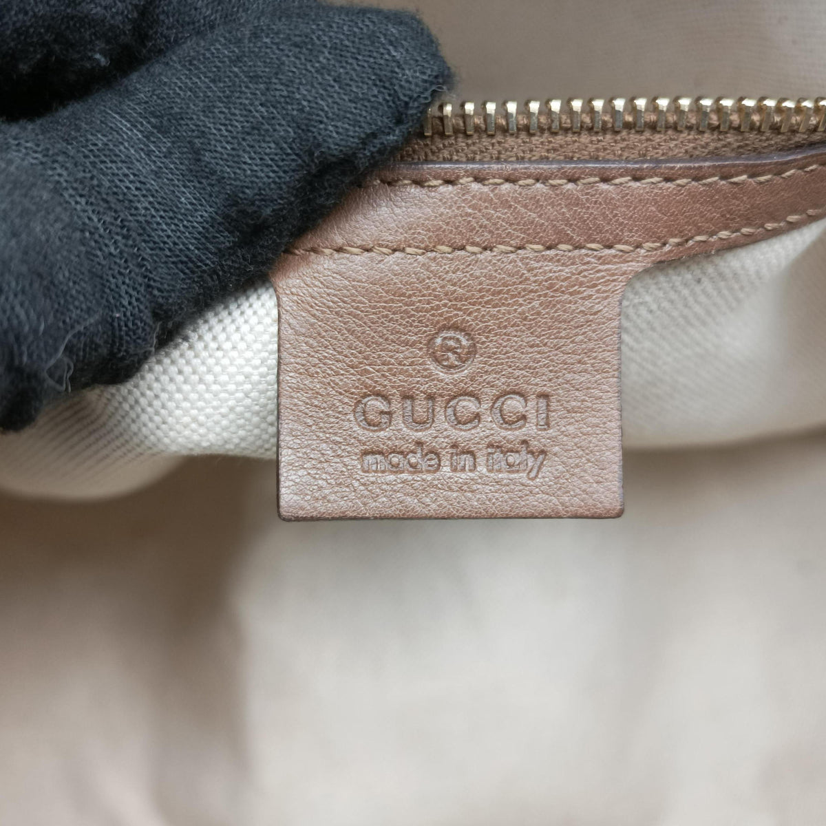 Vintage Gucci GG SUPREME DOME BEIGE×BROWN PVC coated canvas×Leather 309617 shoulderbag | stylenewstar