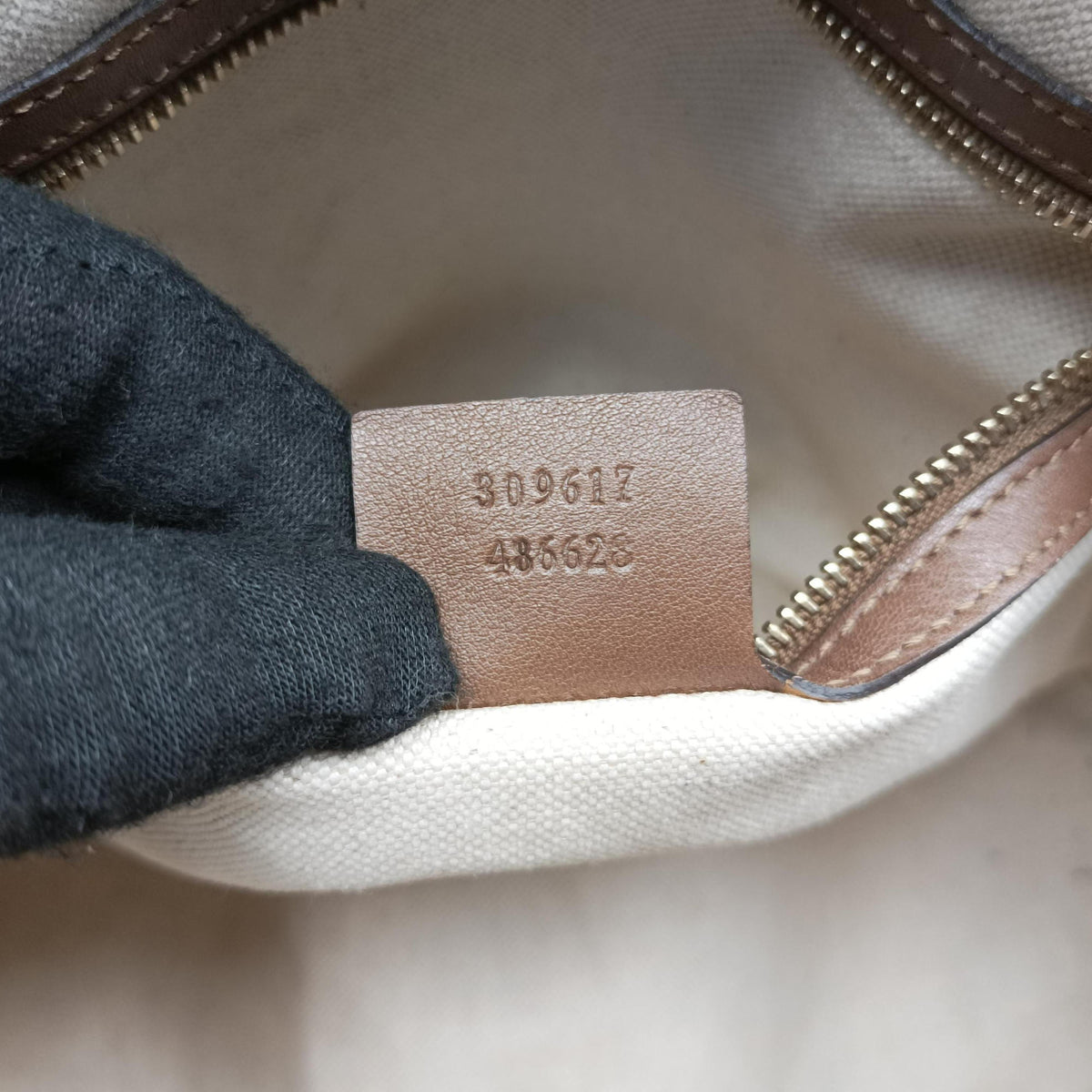 Pre-owned Gucci GG SUPREME DOME BEIGE×BROWN PVC coated canvas×Leather 309617 shoulderbag | stylenewstar