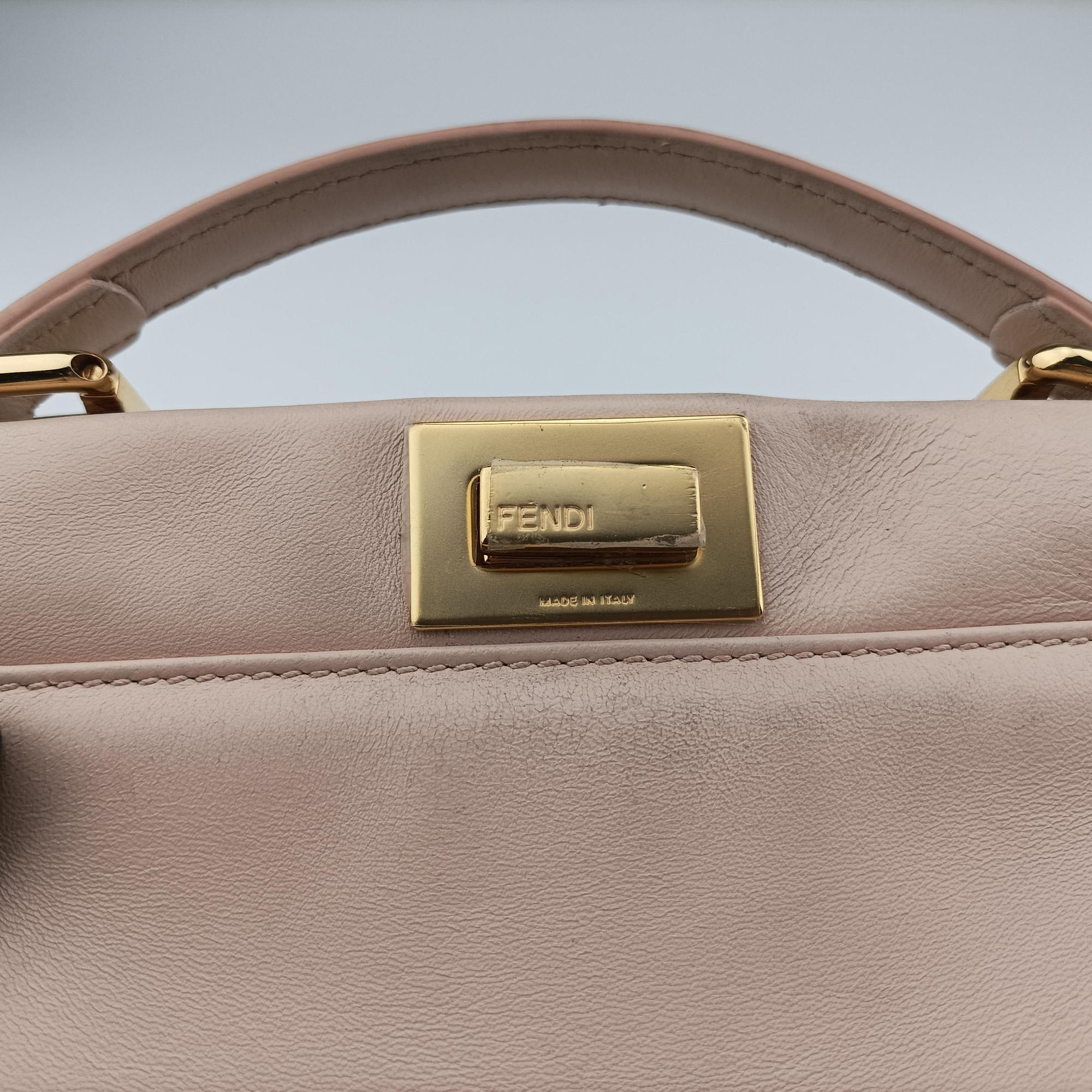 Pre-owned Fendi PEEKABOO Pink Leather 8BN244 shoulderbag | stylenewstar