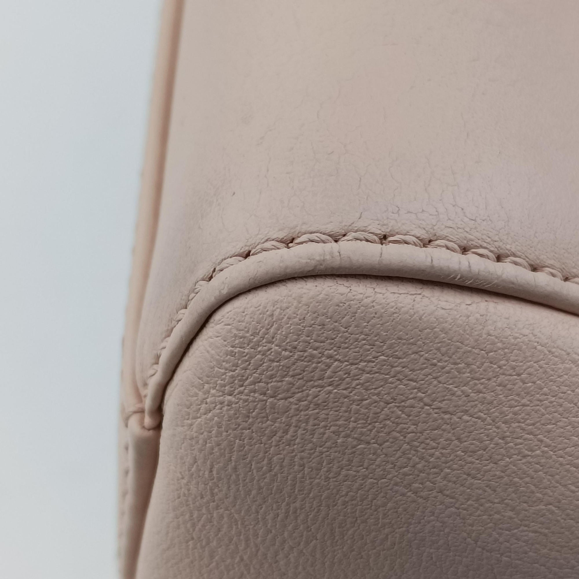 Pre-owned Fendi PEEKABOO Pink Leather 8BN244 shoulderbag | stylenewstar