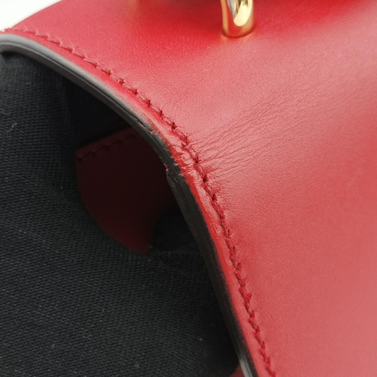 Pre-owned Gucci Sylvie Red×navy Leather 421882 shoulderbag | stylenewstar