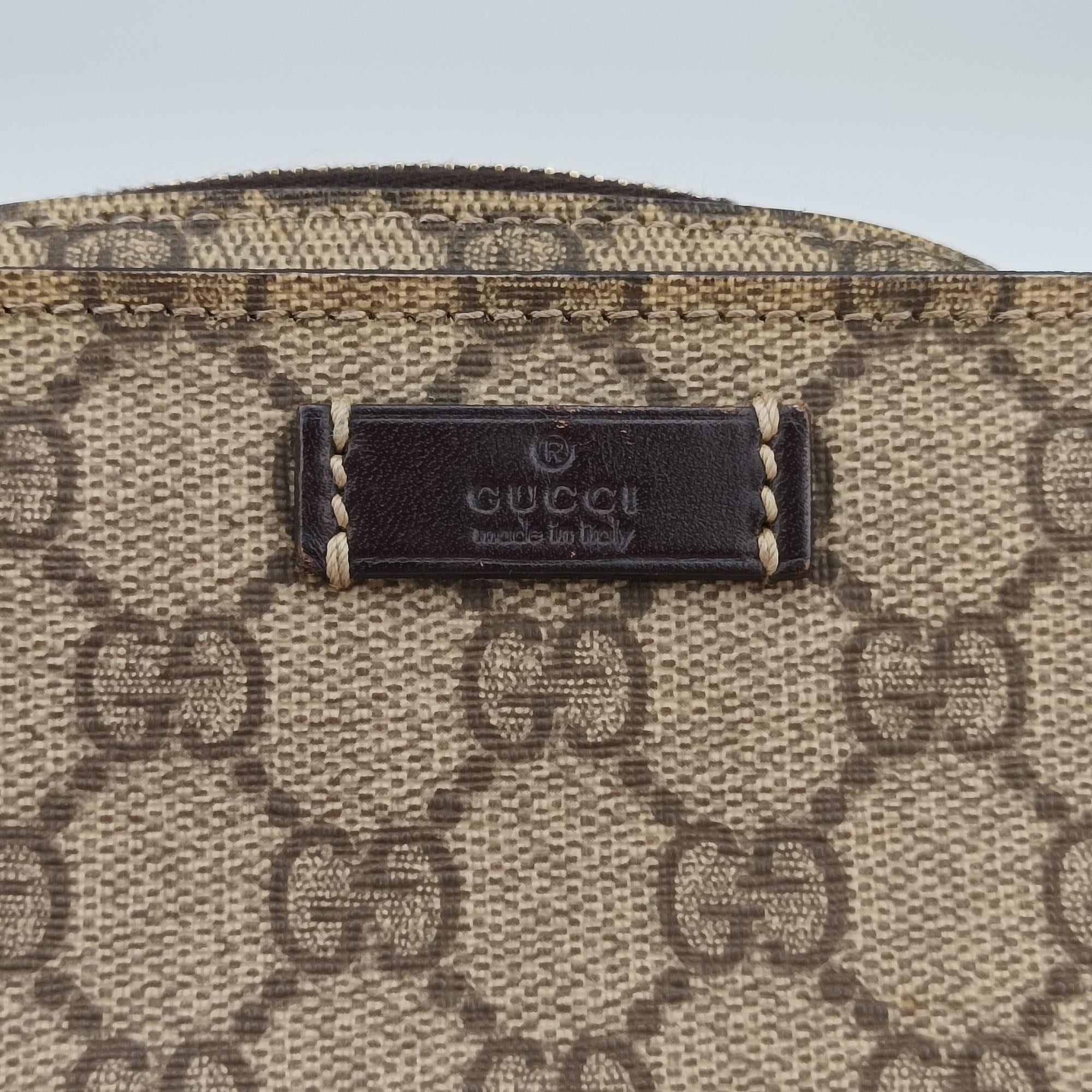 Pre-owned Gucci GG Supreme Beige x Brown PVC coated canvas 201755 clutchbag | stylenewstar