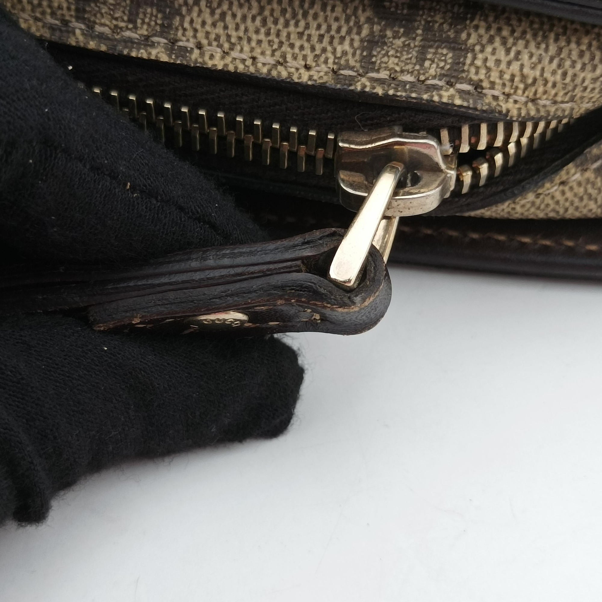 Pre-owned Gucci GG Supreme Beige x Brown PVC coated canvas 201755 clutchbag | stylenewstar