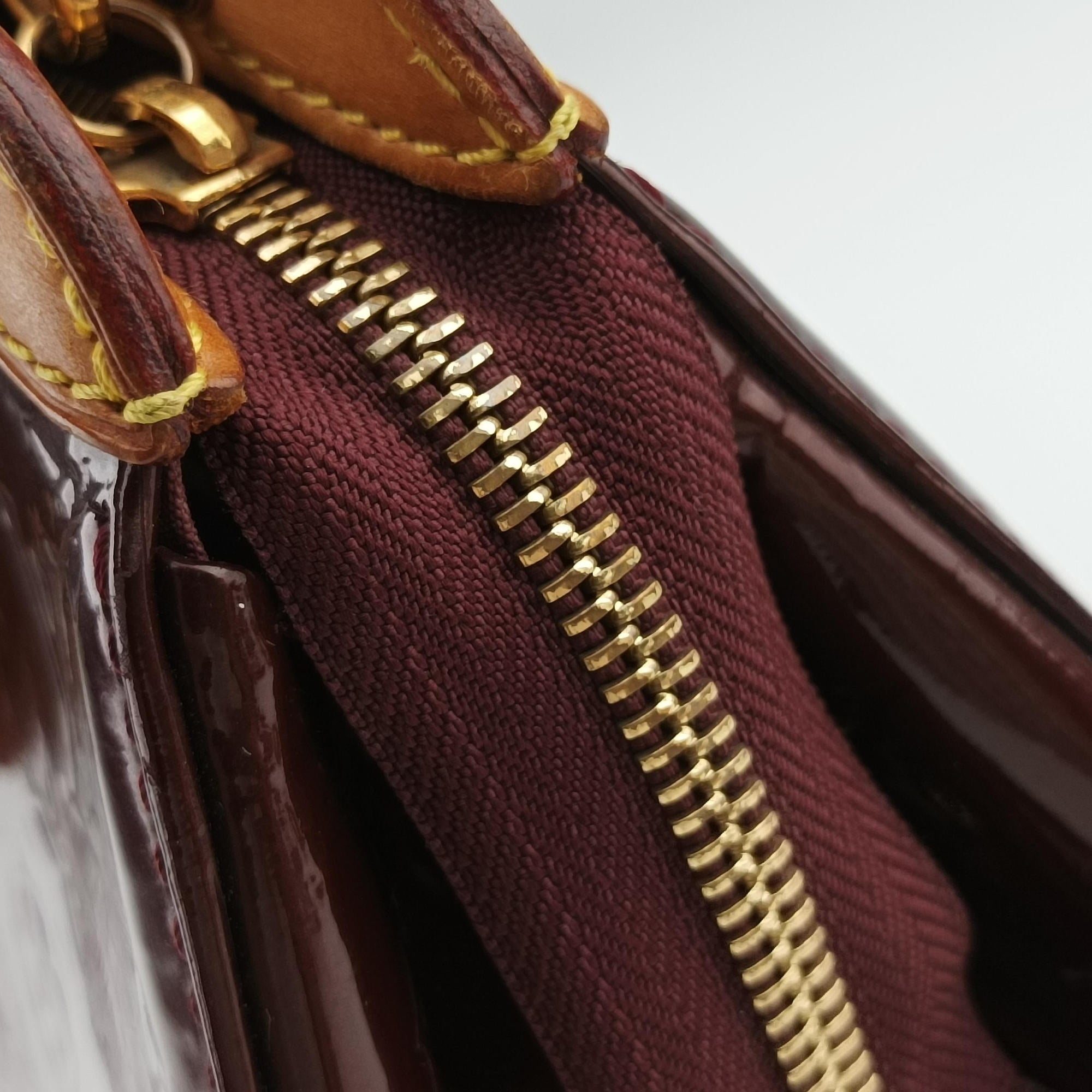 Pre-owned Louis Vuitton Brea MM ROUGE FAUVISTE Vernis M91690 shoulderbag | stylenewstar