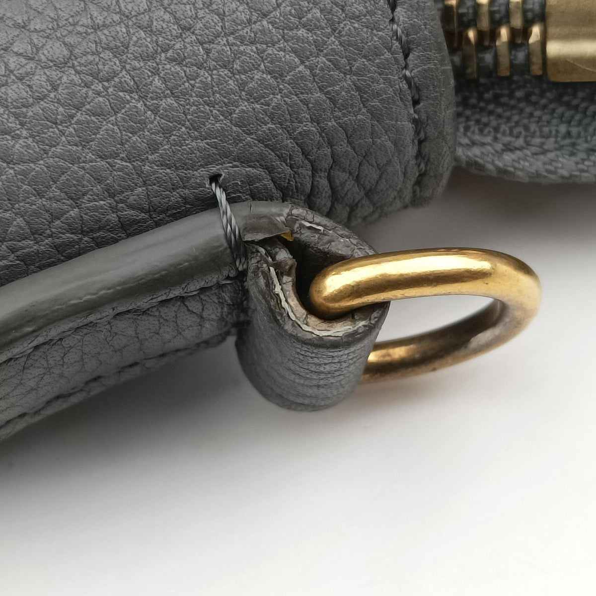 Pre-owned Celine luggage nano shopper Grey Leather  shoulderbag | stylenewstar