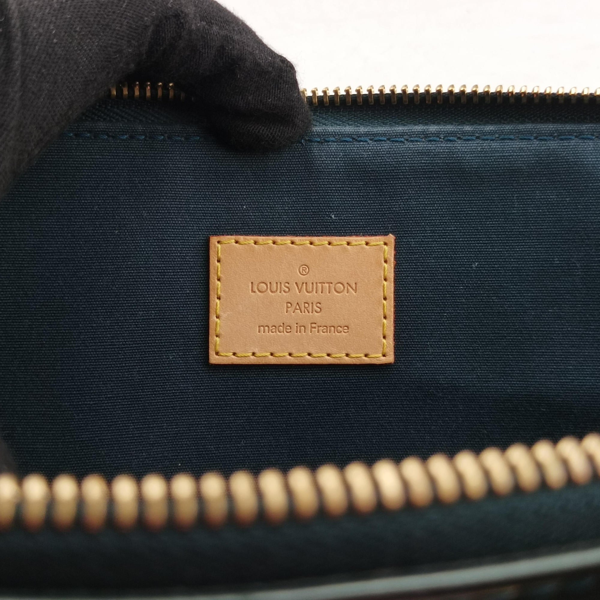Pre-owned Louis Vuitton BellevuePM BLEU NUIT Vernis M93671 handbag | stylenewstar