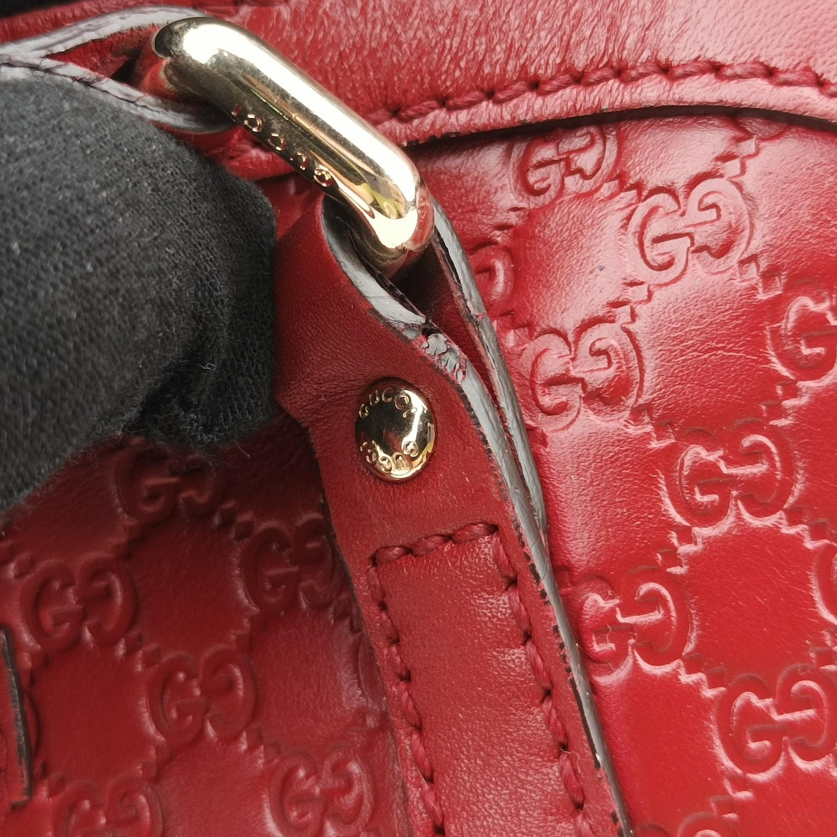 Pre-owned Gucci Microguccissima Red Leather 449654 shoulderbag | stylenewstar
