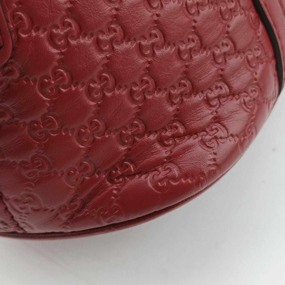 Pre-owned Gucci Microguccissima Red Leather 449654 shoulderbag | stylenewstar