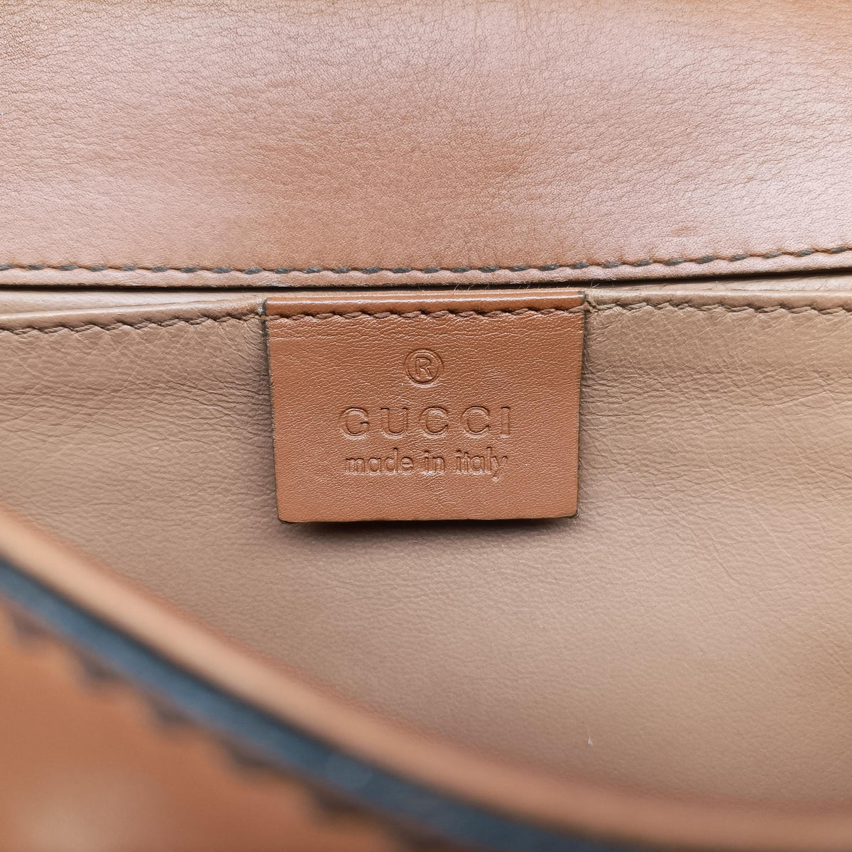 Pre-owned Gucci Emily Camel Leather 283063 shoulderbag | stylenewstar