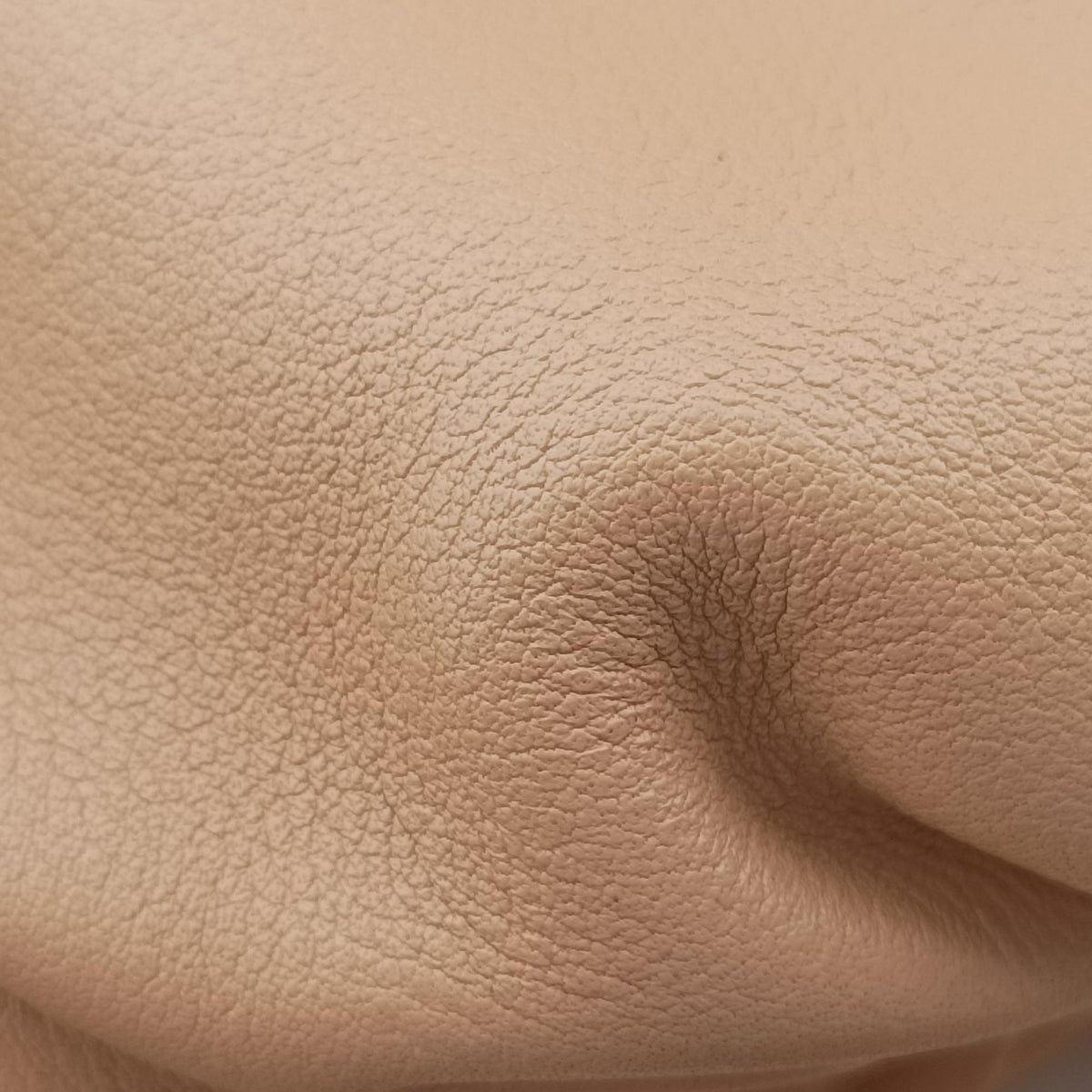 Pre-owned Bottega Veneta The Chain Pouch Camel lambskin  shoulderbag | stylenewstar