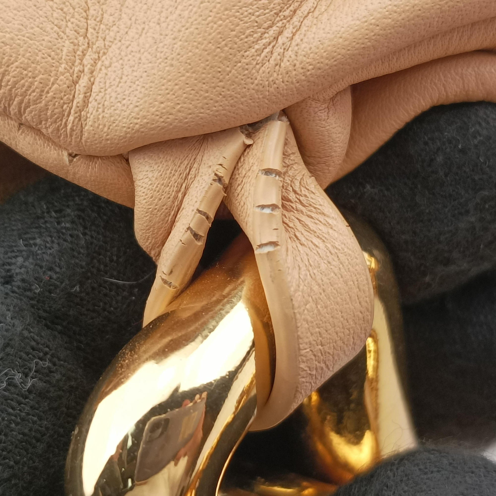 Pre-owned Bottega Veneta The Chain Pouch Camel lambskin  shoulderbag | stylenewstar