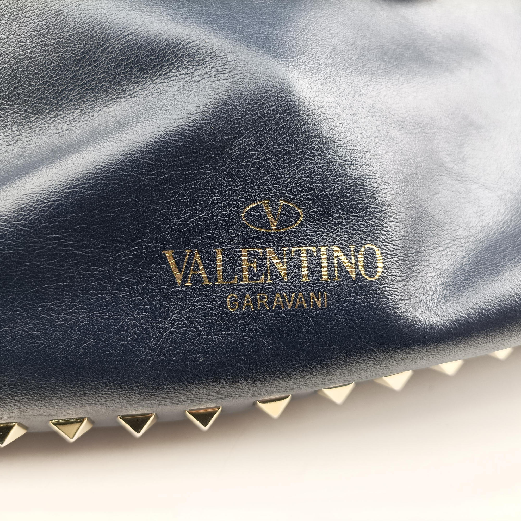 Pre-owned Valentino Rockstud Blue Leather  shoulderbag | stylenewstar
