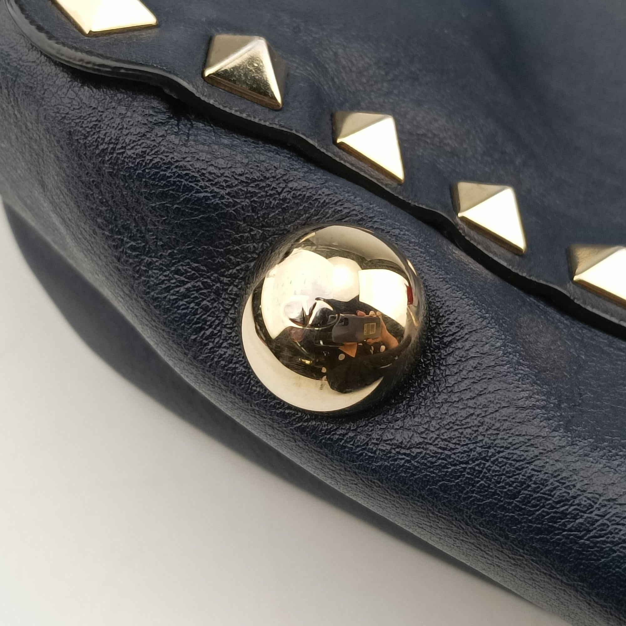 Pre-owned Valentino Rockstud Blue Leather  shoulderbag | stylenewstar