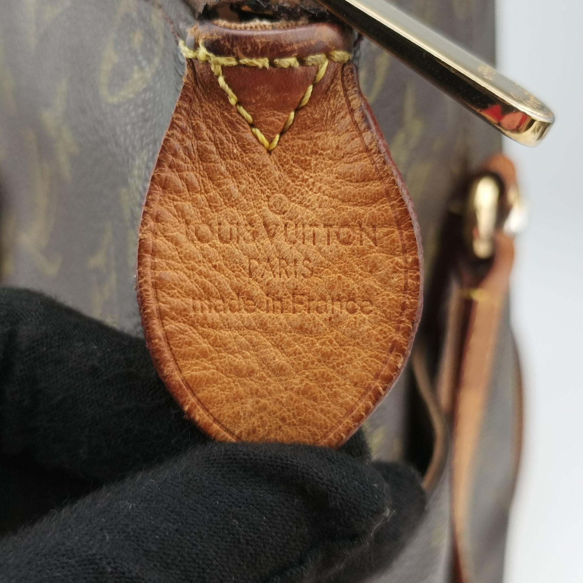 Pre-owned Louis Vuitton TOTALLY MM brown Monogram Canvas M56689 shoulderbag | stylenewstar