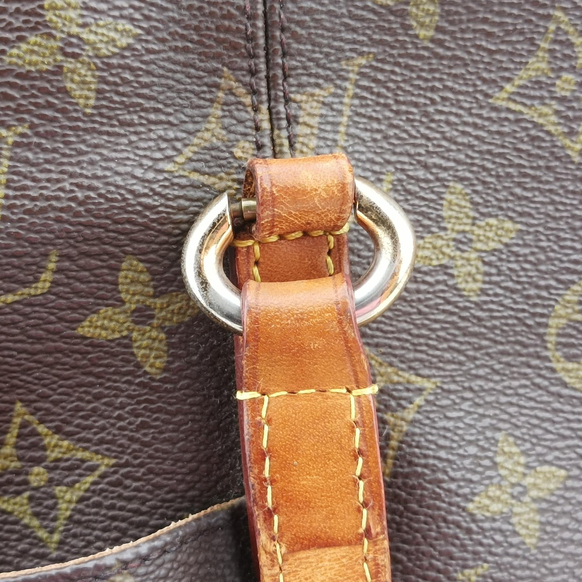 Pre-owned Louis Vuitton TOTALLY MM brown Monogram Canvas M56689 shoulderbag | stylenewstar