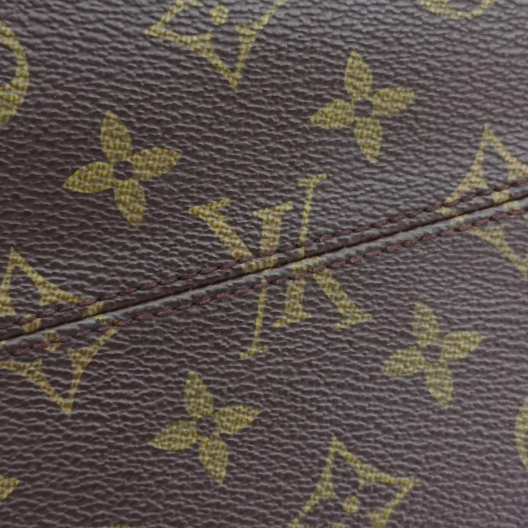 Pre-owned Louis Vuitton TOTALLY MM brown Monogram Canvas M56689 shoulderbag | stylenewstar