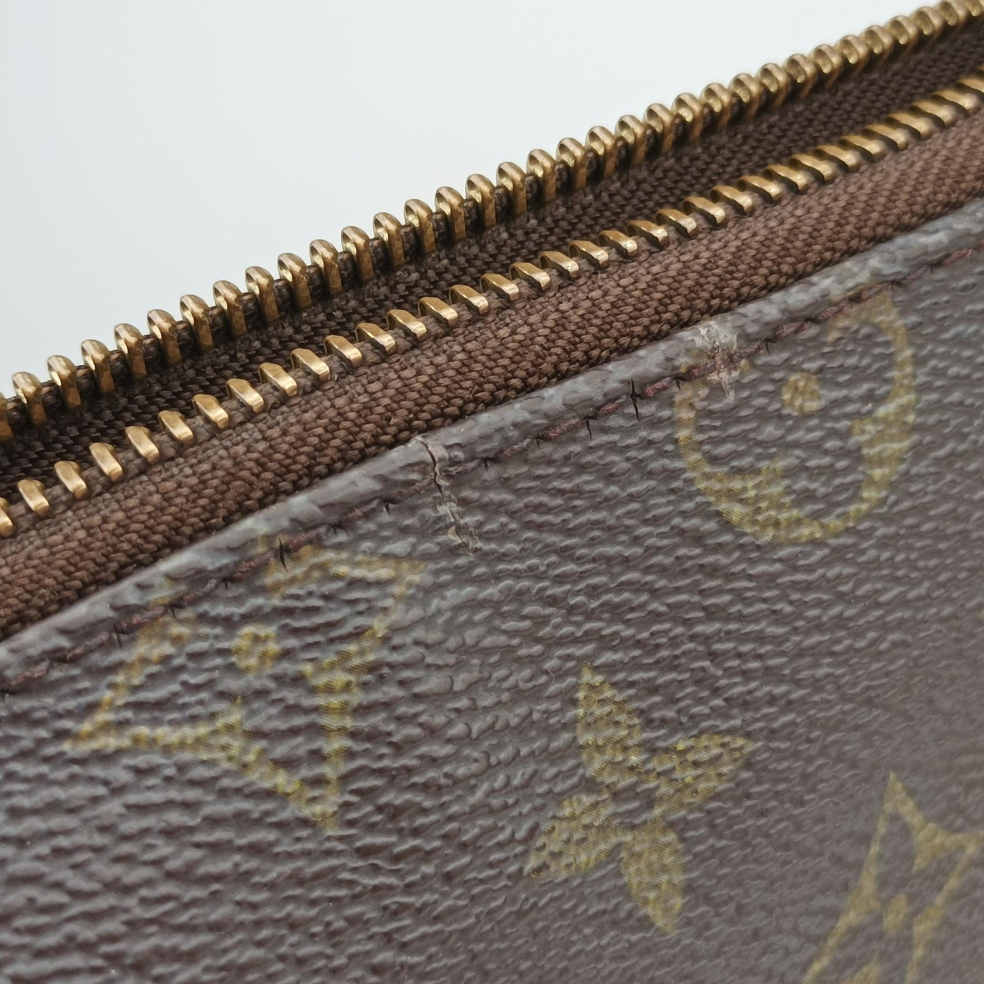 Pre-owned Louis Vuitton TOTALLY MM brown Monogram Canvas M56689 shoulderbag | stylenewstar