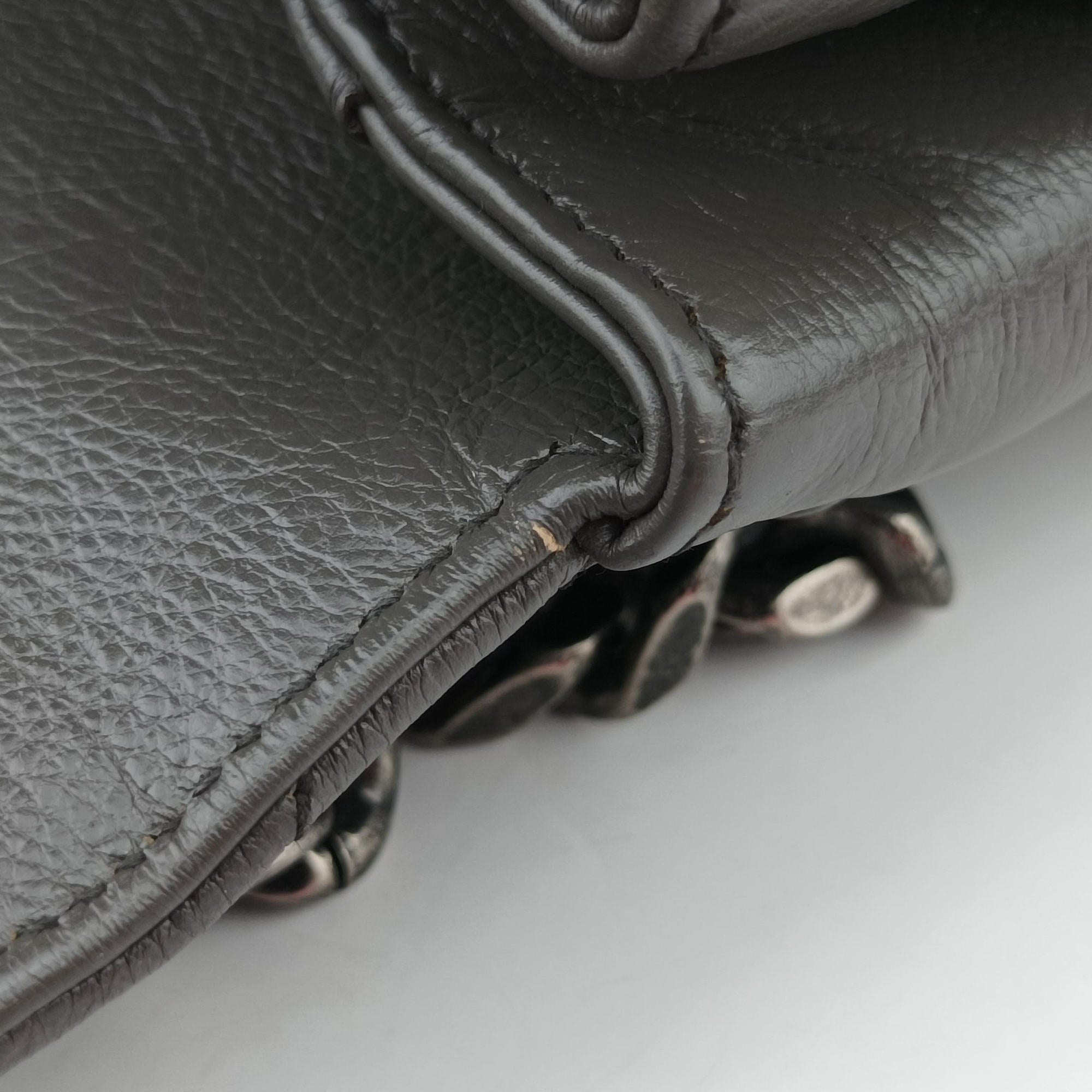 Pre-owned Yves Saint Laurent COLLEGE Grey Leather 428056 shoulderbag | stylenewstar